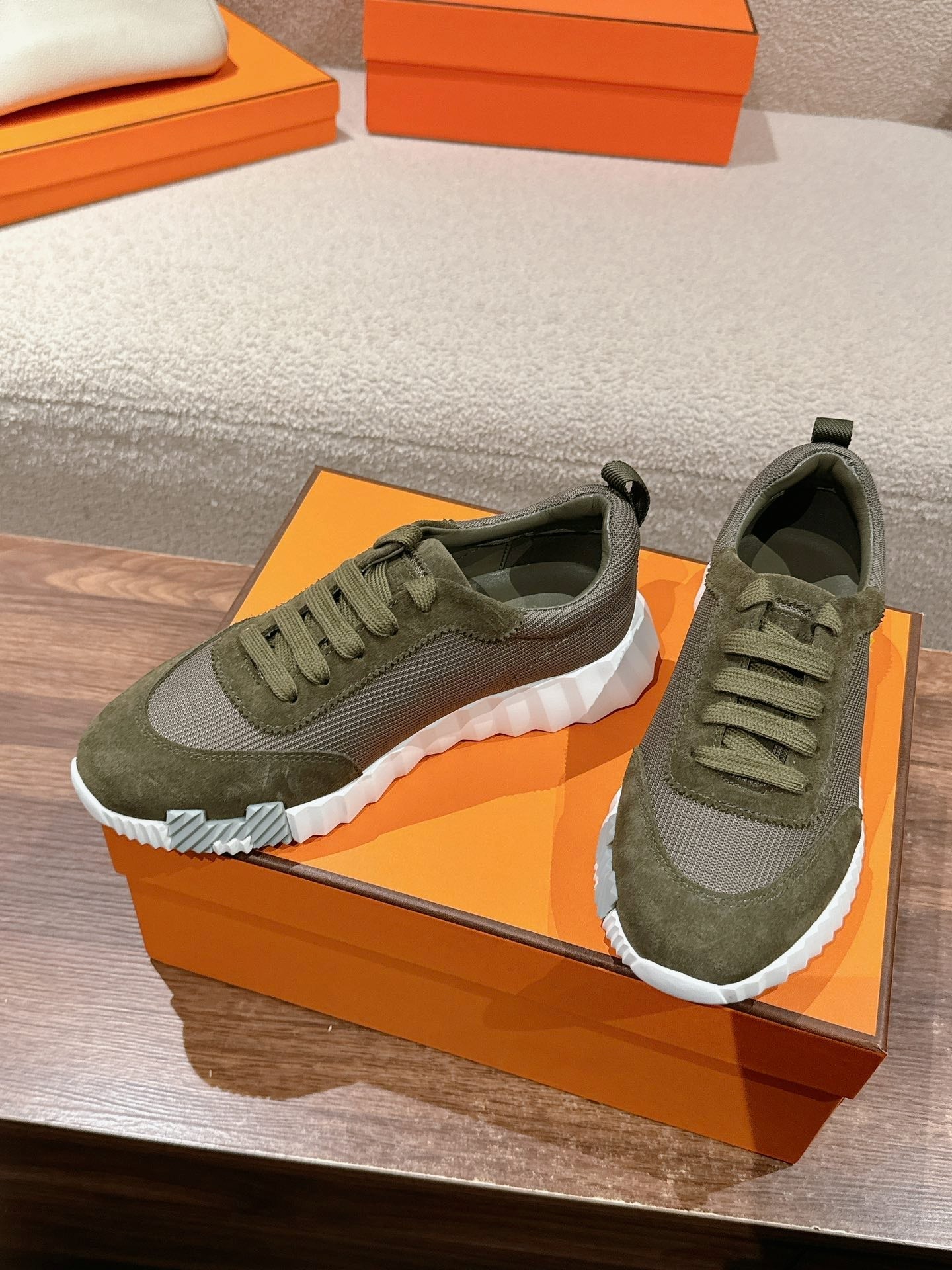 MAINLAND SNEAKER IN ARMY GREEN SUEDE AND BREATHABLE MESH FABRIC、mysite、Cacoeks