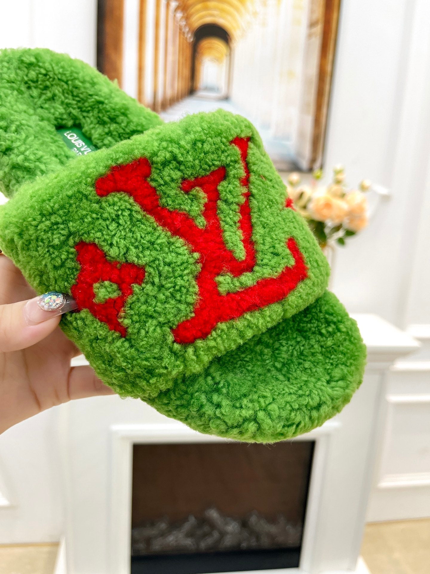 LV FLAT SLIPPER IN LAWN GREEN MIX CHERRY RED SHEARLING、mysite、Cacoeks