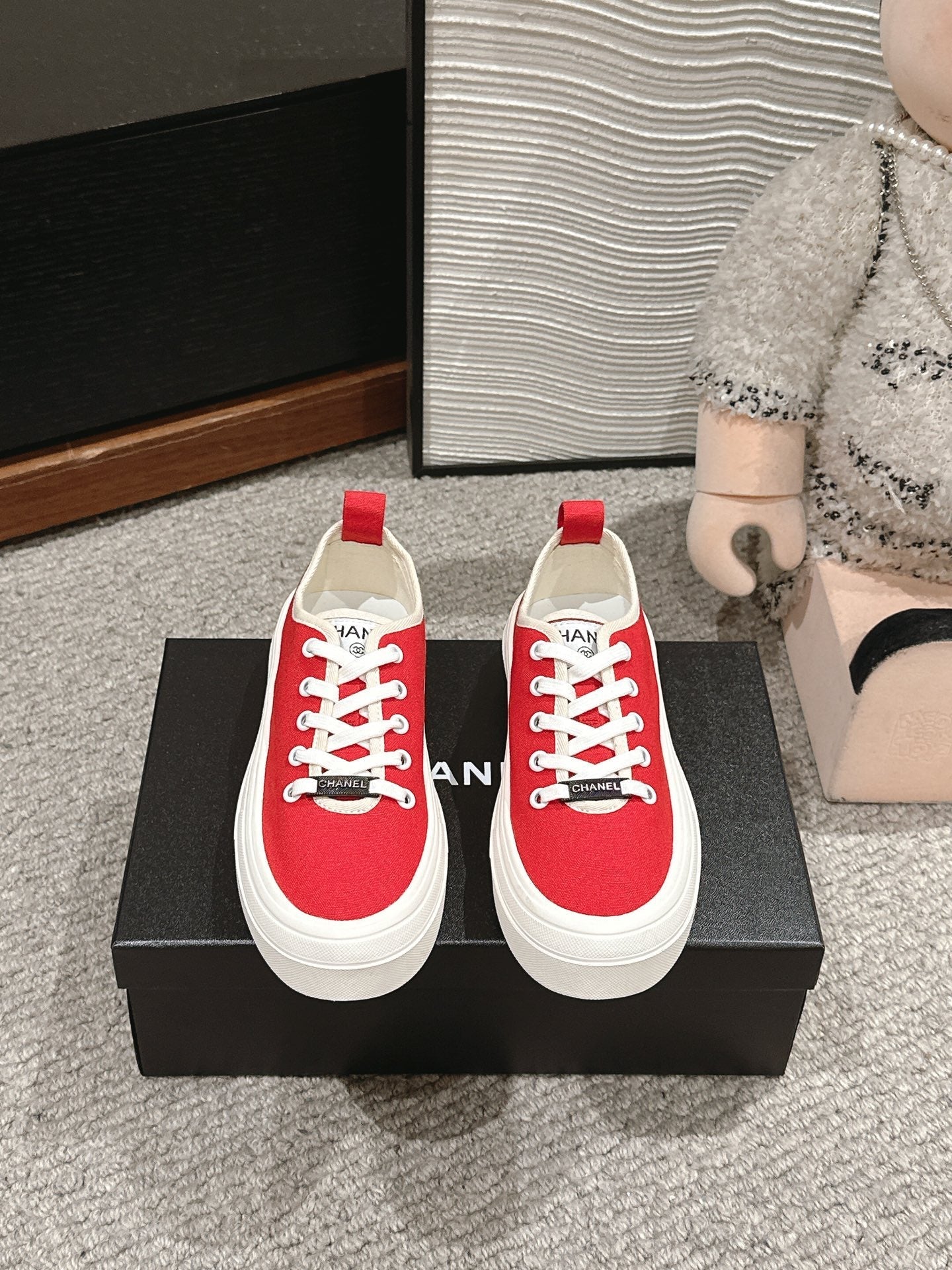 LACE-UP SNEAKERS IN CHERRY RED CANVAS、mysite、Cacoeks