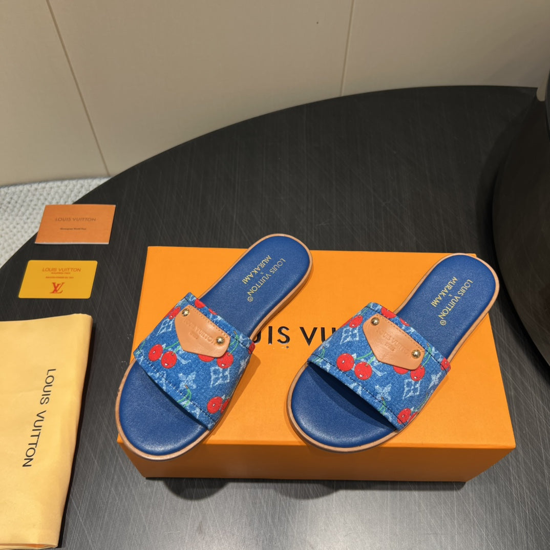 LV SLIDE SANDALS 25S IN DARK BLUE DENIM AND CALFSKIN WITH LOGO PRINT、mysite、Cacoeks