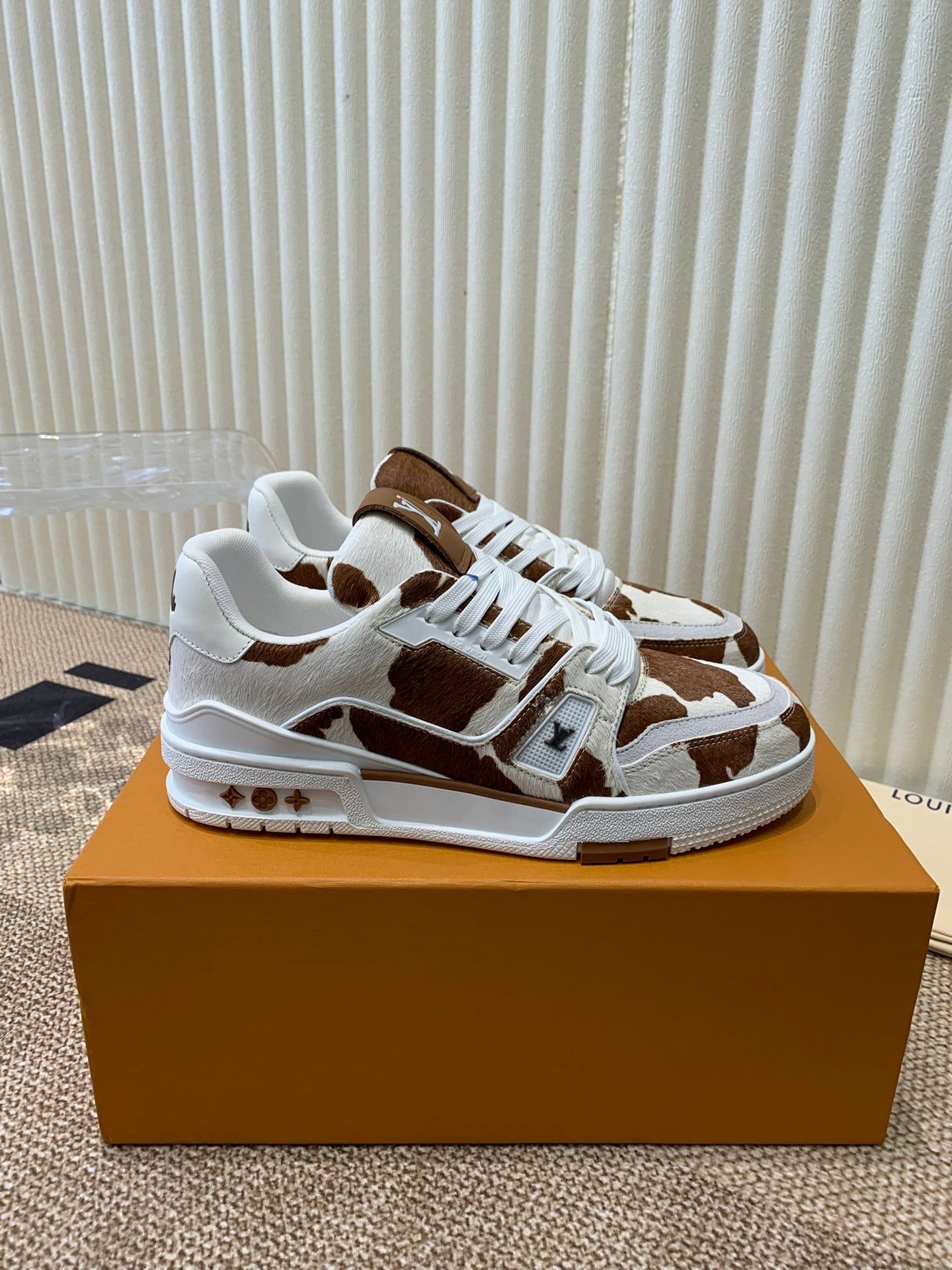 LV TRAINER SNEAKER PONY BROWN MIX WHITE、mysite、Cacoeks