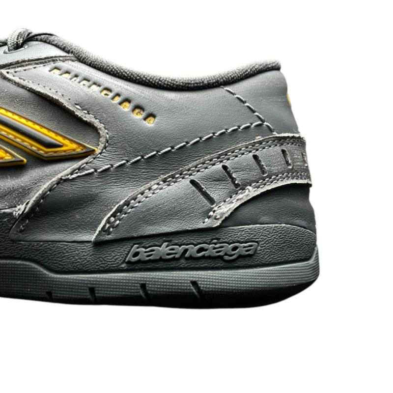 Balenciaga Hamptons Worn-Out Sneaker in Grey、mysite、Cacoeks