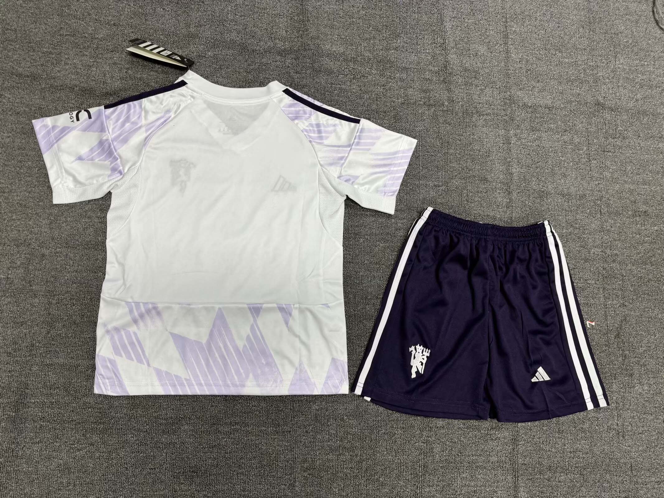 2025/2026 Manchester United Away Football Shirt 1:1 Thai Quality Kids Size:football jersey mysite: unitedjerseyfootball 邓江浪:football