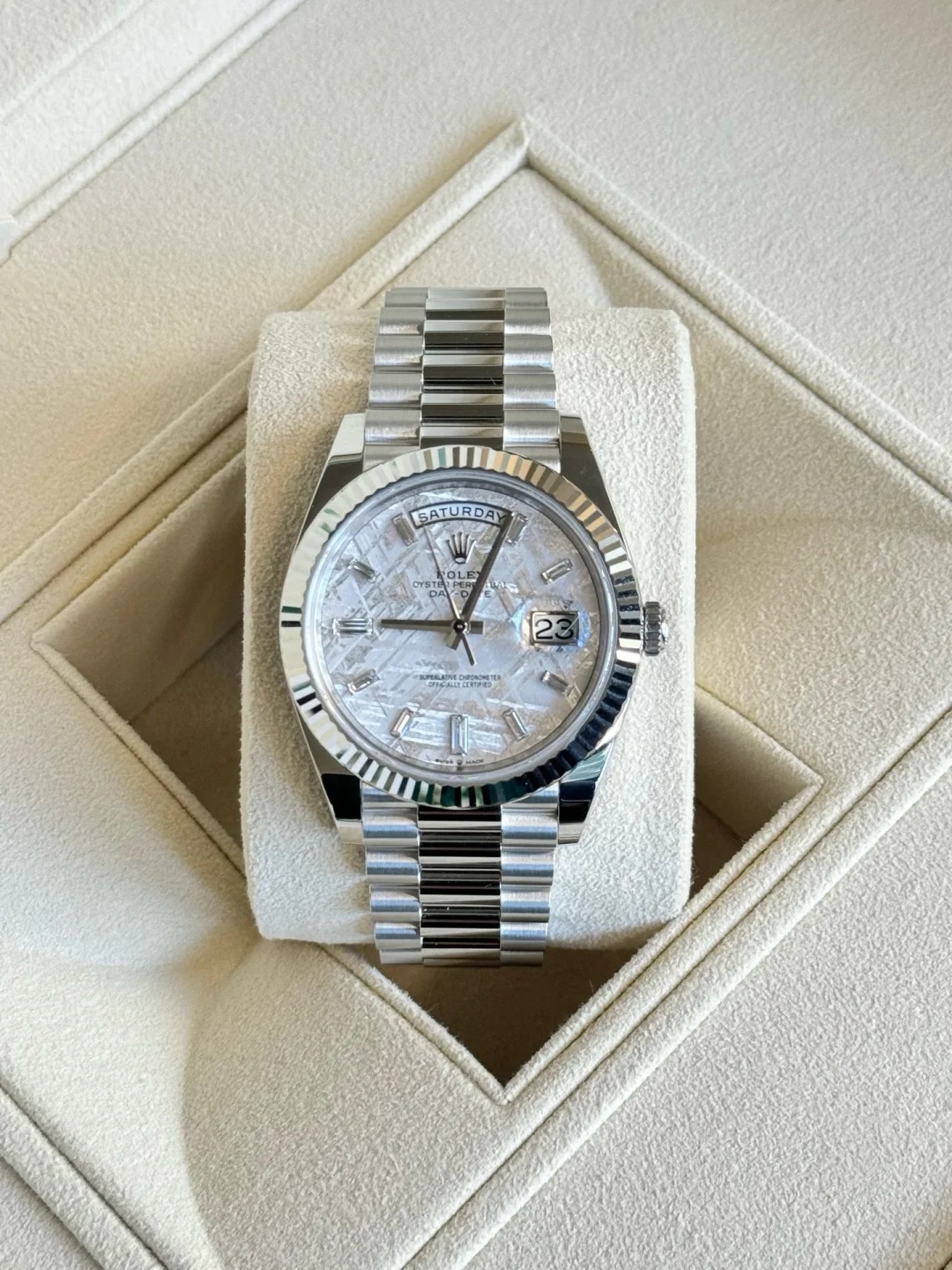 兼职  林炎: luxecystore