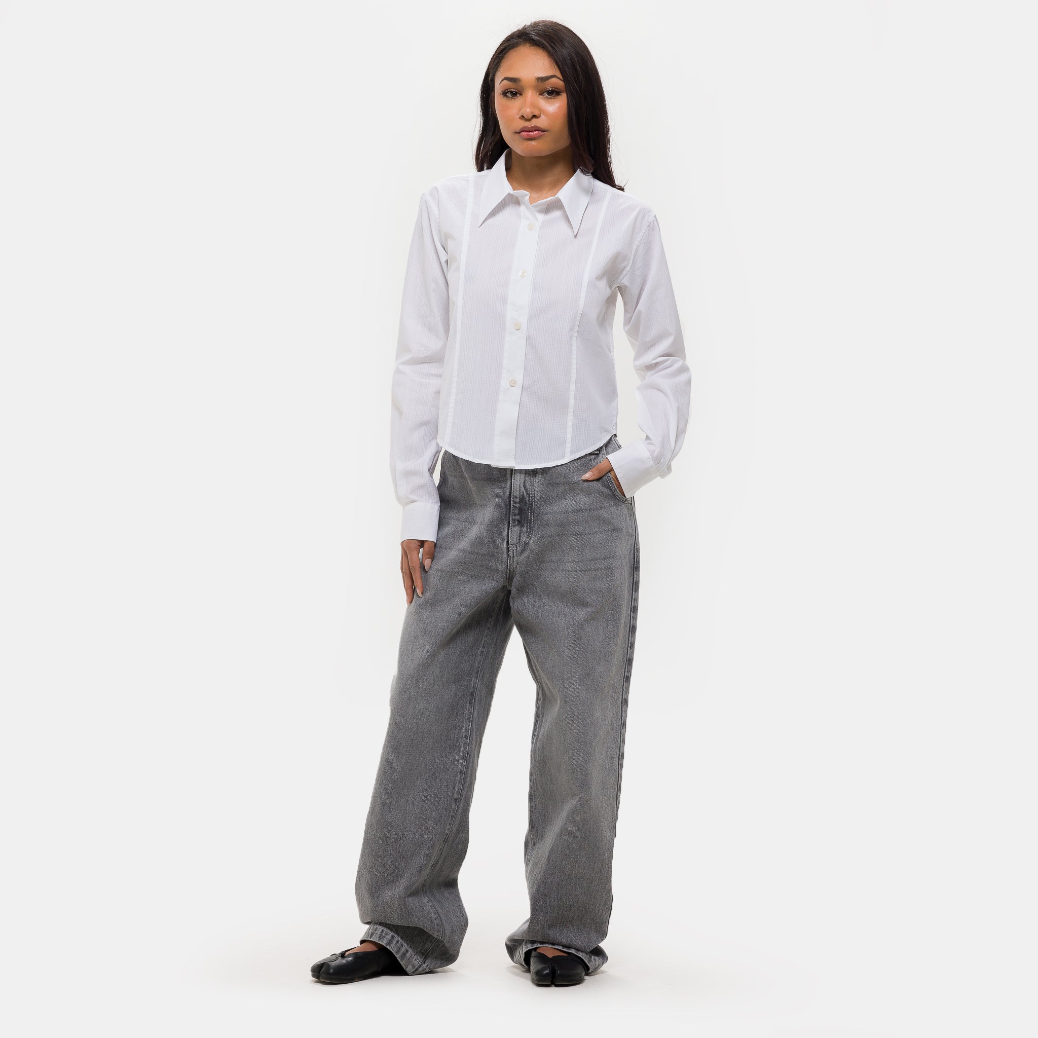 Regular Jean in Washed Light Grey