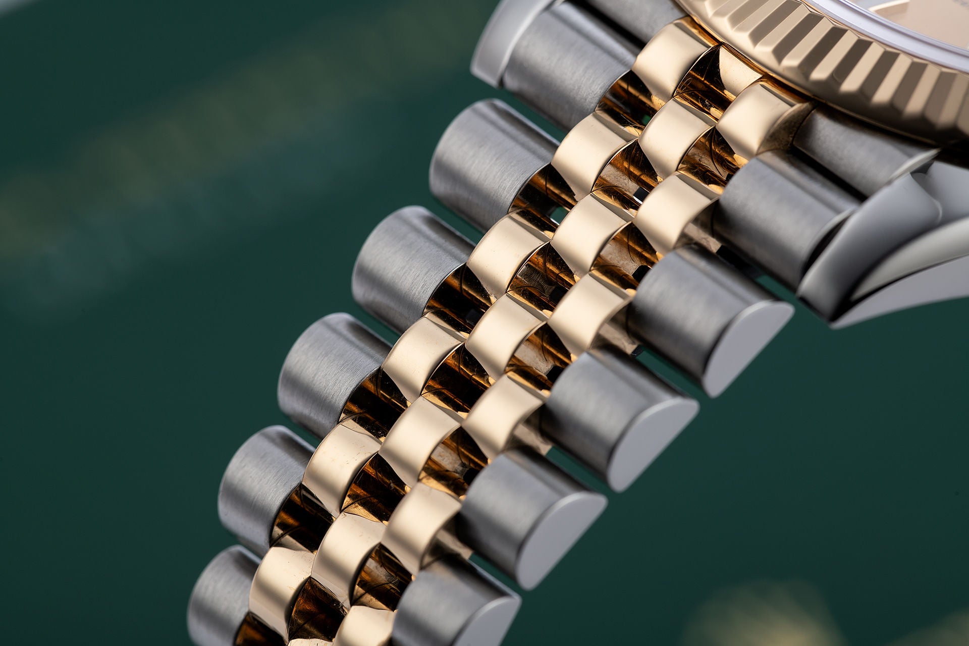 兼职  林炎: luxecystore