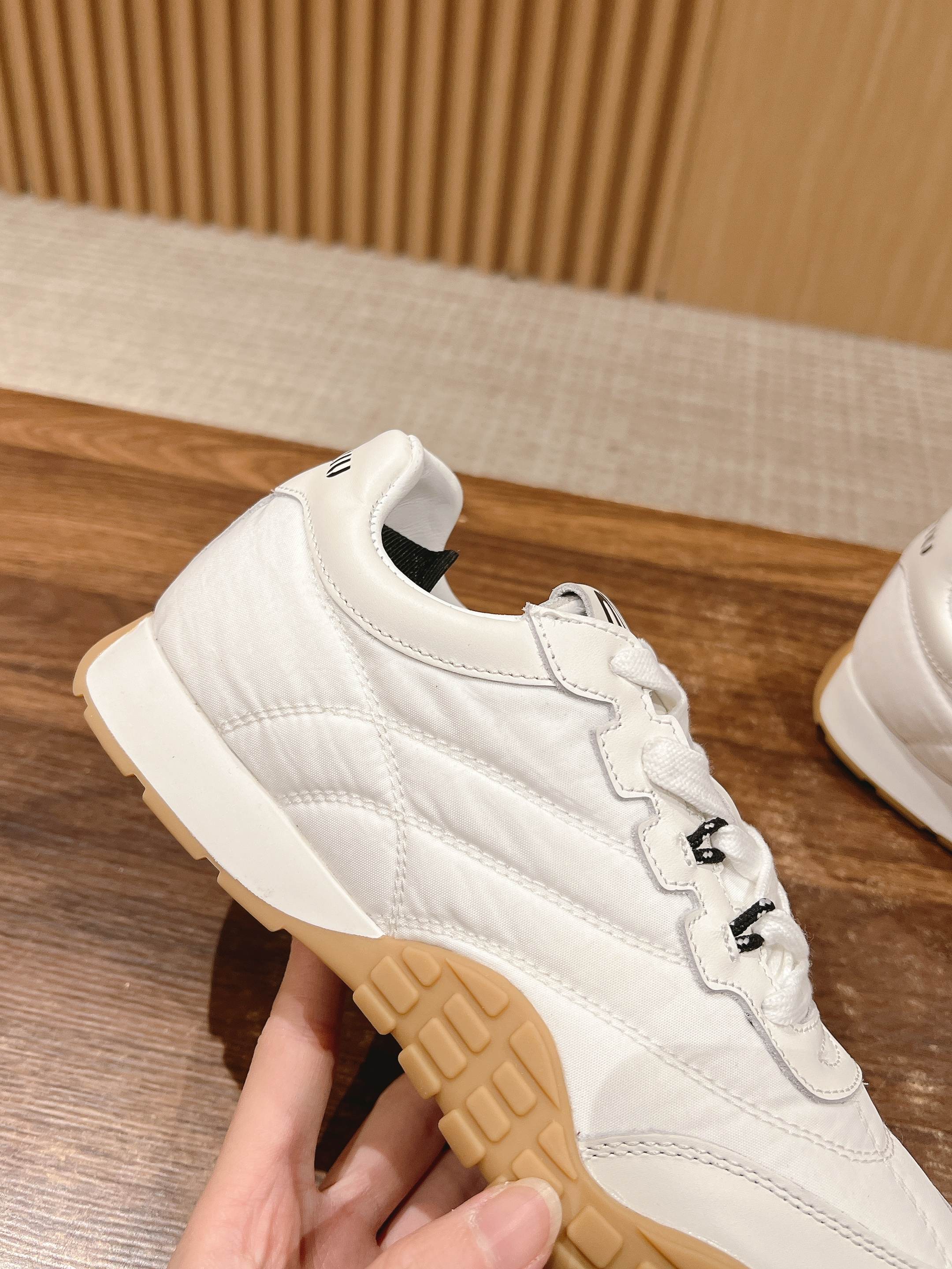 RUNNING SNEAKERS IN WHITE LAMBSKIN AND FABRIC ANTI-SLIP RUBBER SOLE、mysite、Cacoeks