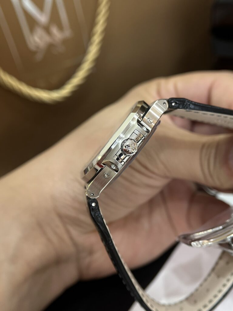 Đồng Hồ Patek Philippe 5726G Dây Da Màu Đen GRF 40 (3)