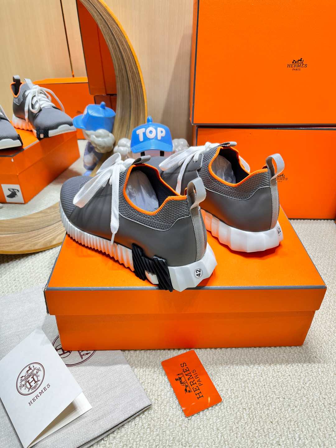 DEPART SLIP-ON SNEAKER IN MOUSE GRAY KNIT AND CALFSKIN、mysite、Cacoeks