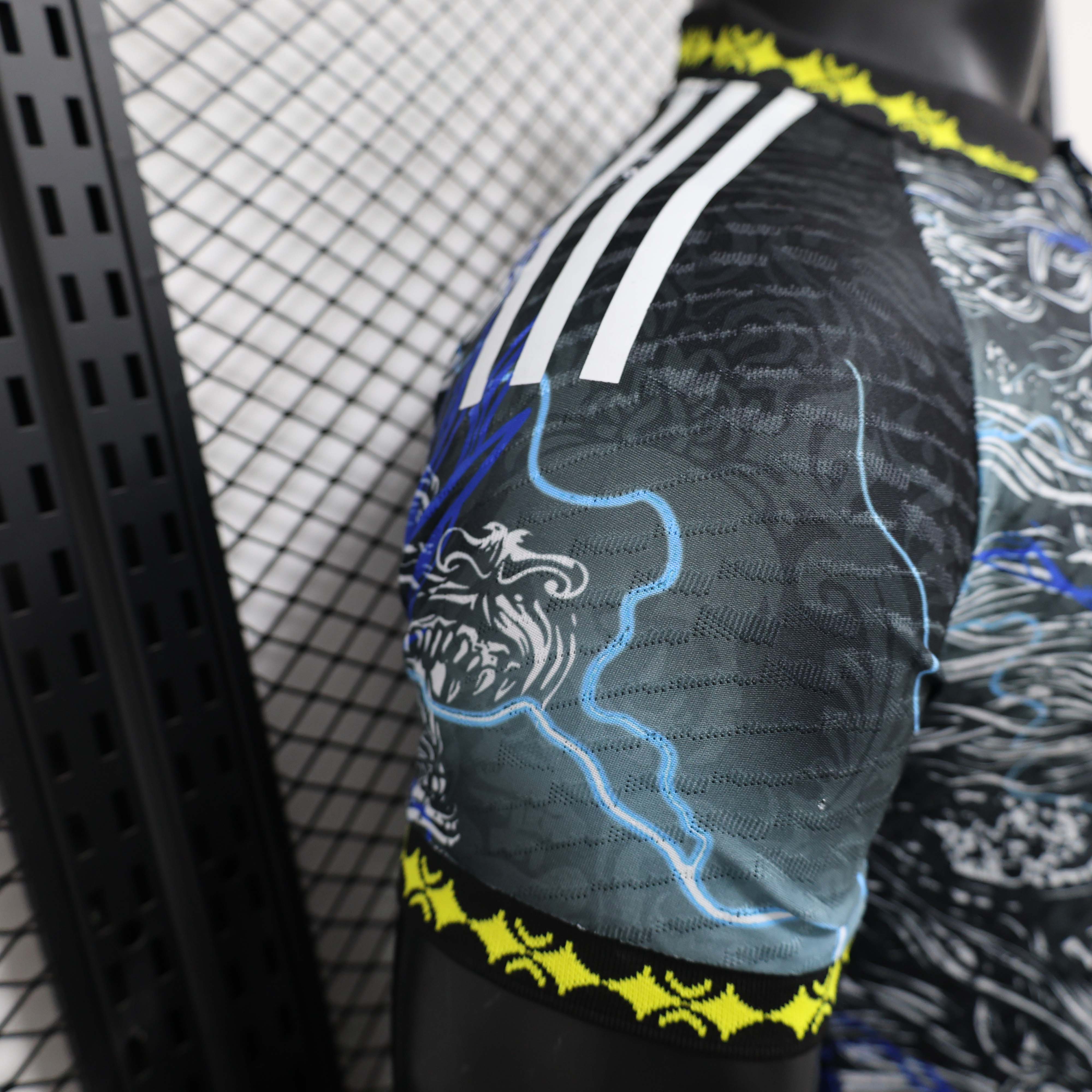 2024/2025 Player Version Real Madrid Special Edition Black Football Shirt 1:1 Thai Quality:football jersey mysite: unitedjerseyfootball 邓江浪:football