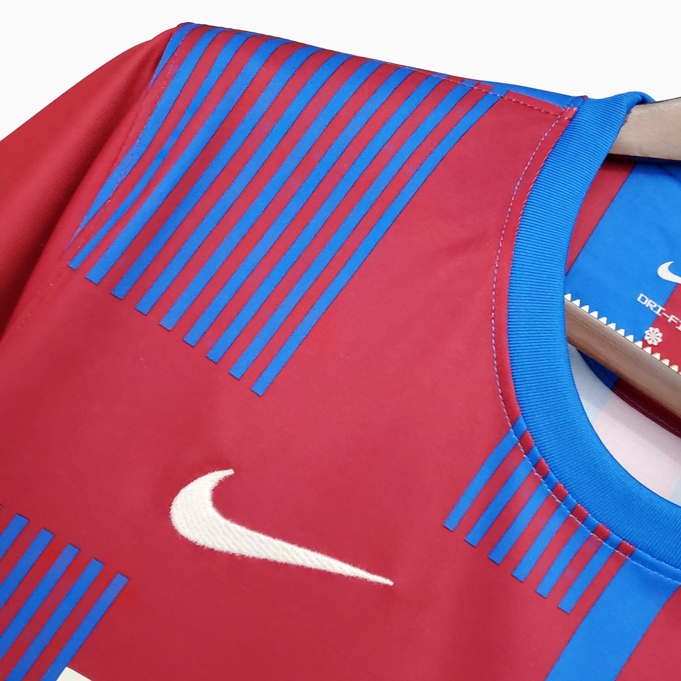 Higojerseys-Retro Barcelona 21-22 Home Stadium Jersey