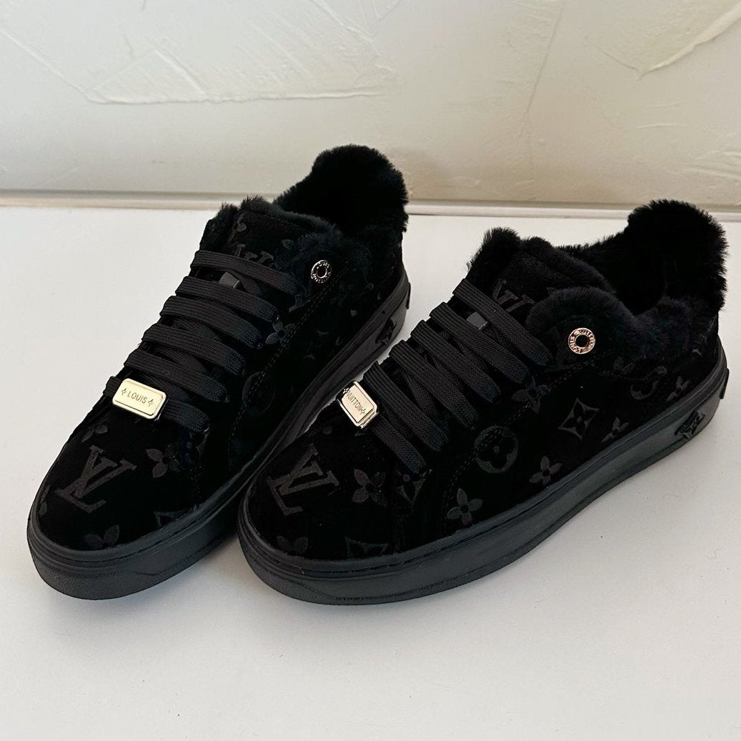 TIME OUT SNEAKER IN BLACK MONOGRAM EMBOSSED SUEDE WITH FLEECE LINING、mysite、Cacoeks