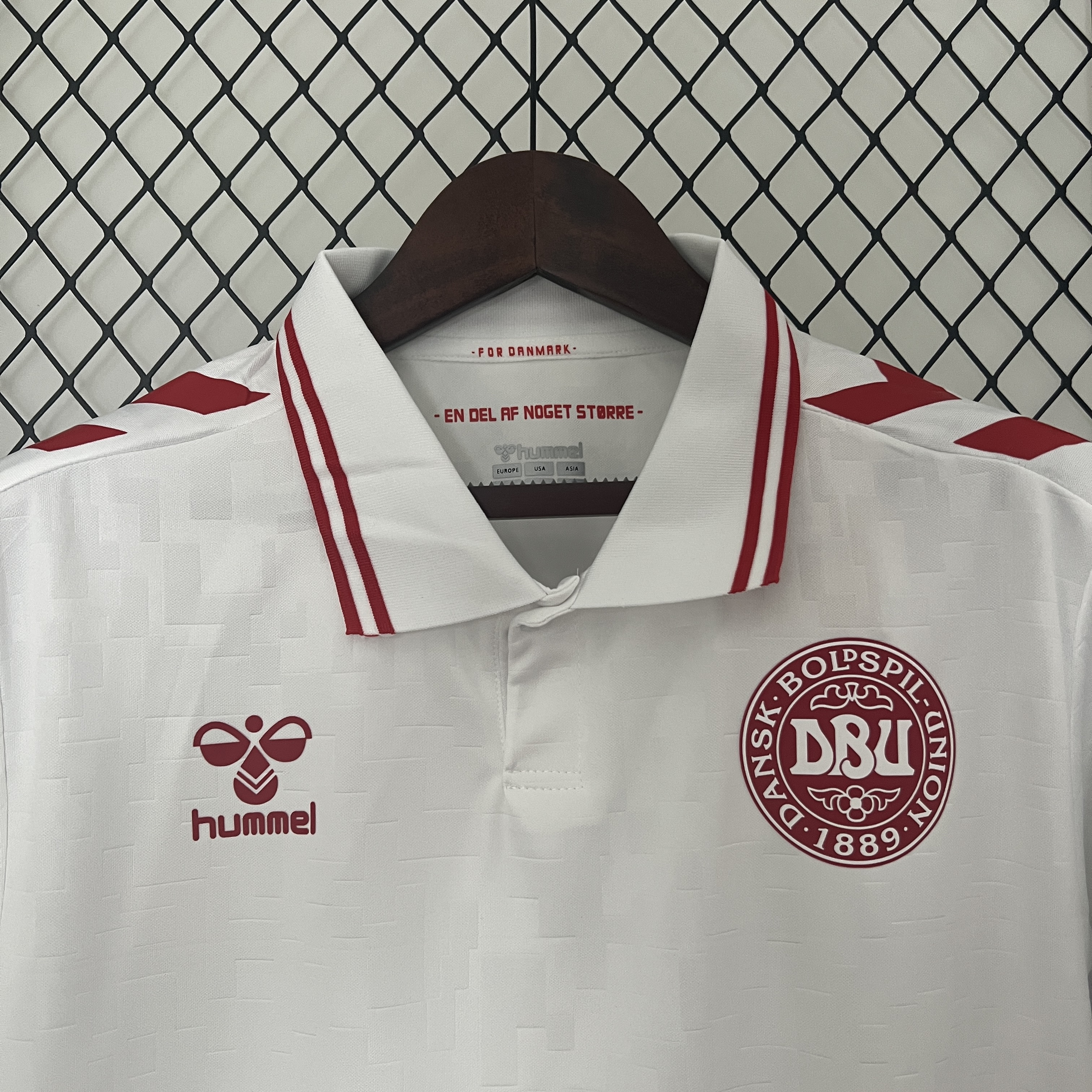 foot-Denmark 2024 Away Stadium Jersey - Fans Version
