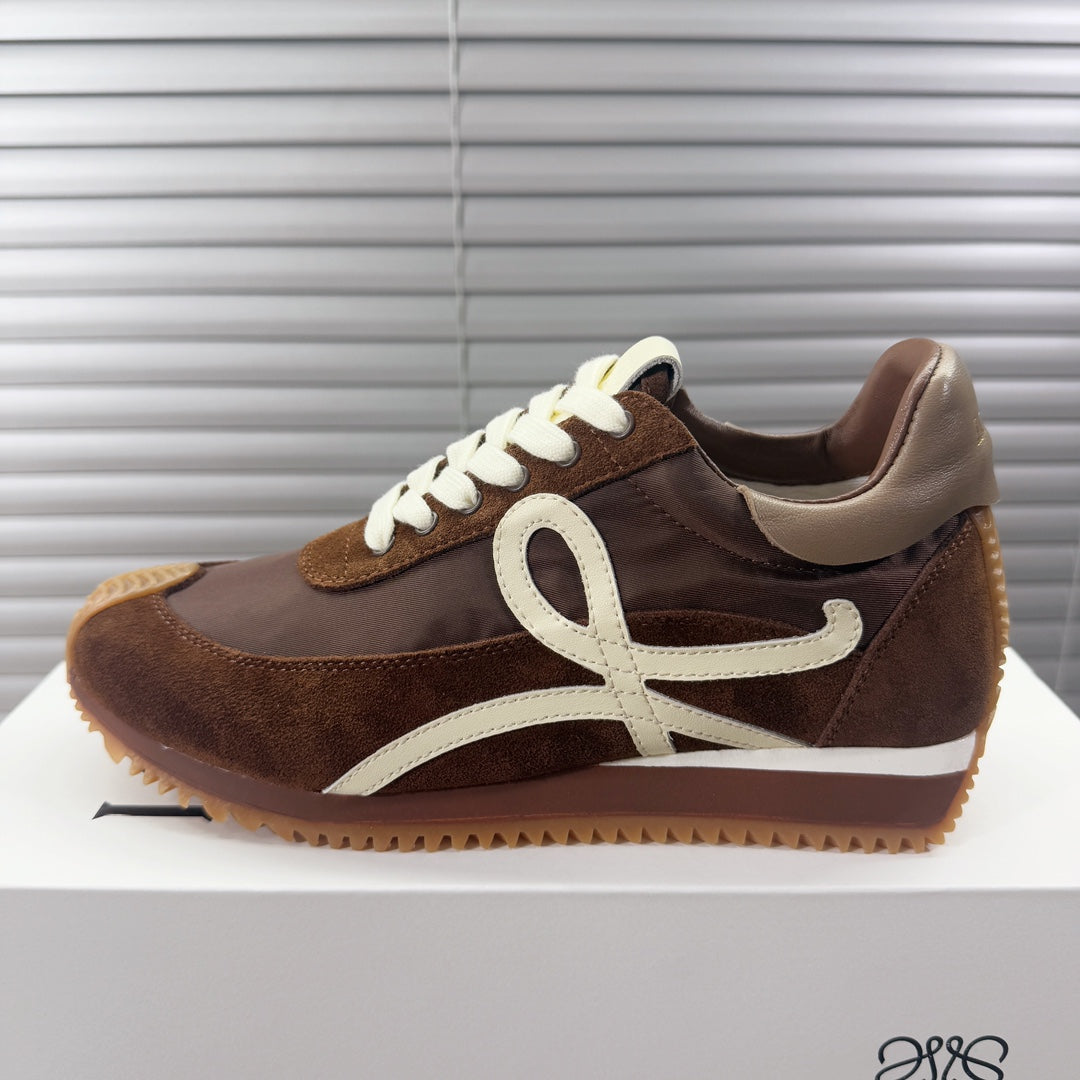 BALLET RUNNER 2.0 IN CHOCOLATE BROWN SUEDE AND LYCRA FABRIC、mysite、Cacoeks