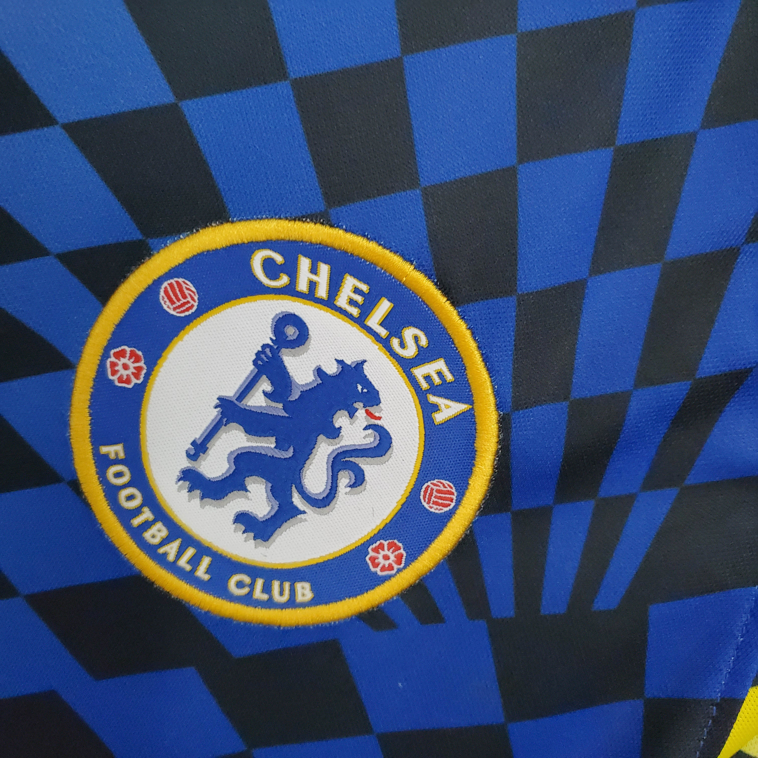 2021-2022 Chelsea Training Suit Blue And Yellow:football jersey mysite: unitedjerseyfootball 邓江浪:football