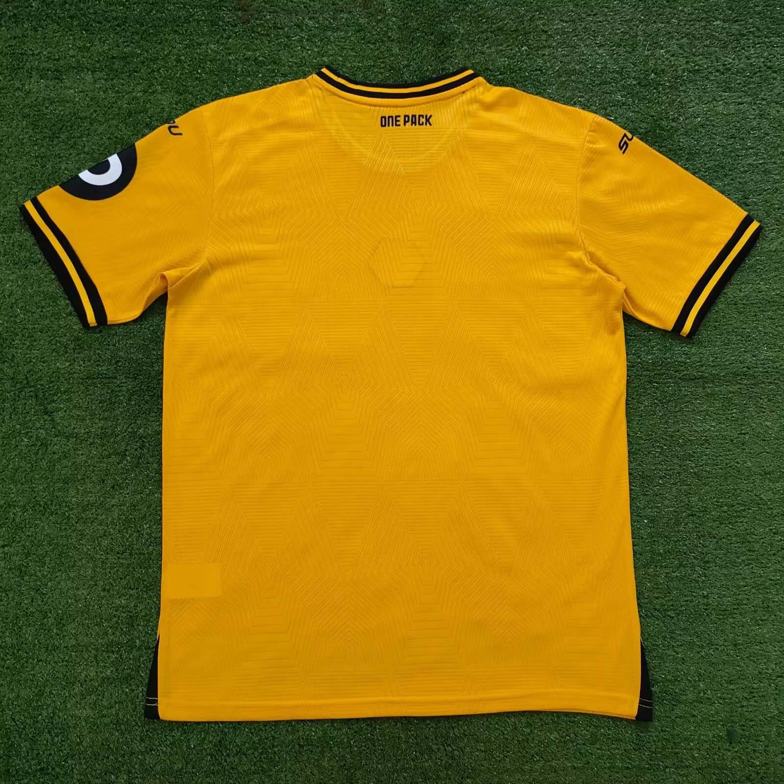 2024/2025 Wolverhampton Wanderers Home Football Shirt 1:1 Thai Quality:football jersey mysite: unitedjerseyfootball 邓江浪:football