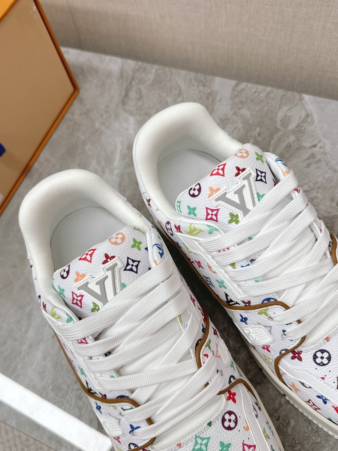 TRAINER SNEAKER IN WHITE MIX COLORFUL CALFSKIN、mysite、Cacoeks