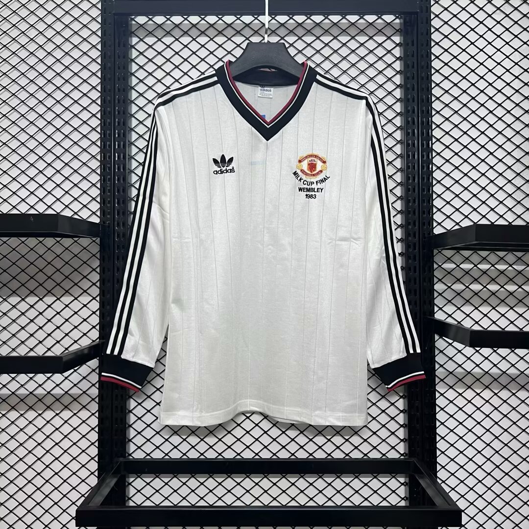 ManixJersey.com | Retro Manchester United 82-84 Away Long Sleeve Jersey League Cup Final -Customize Name, Number and Patch | Worldwide Shipping