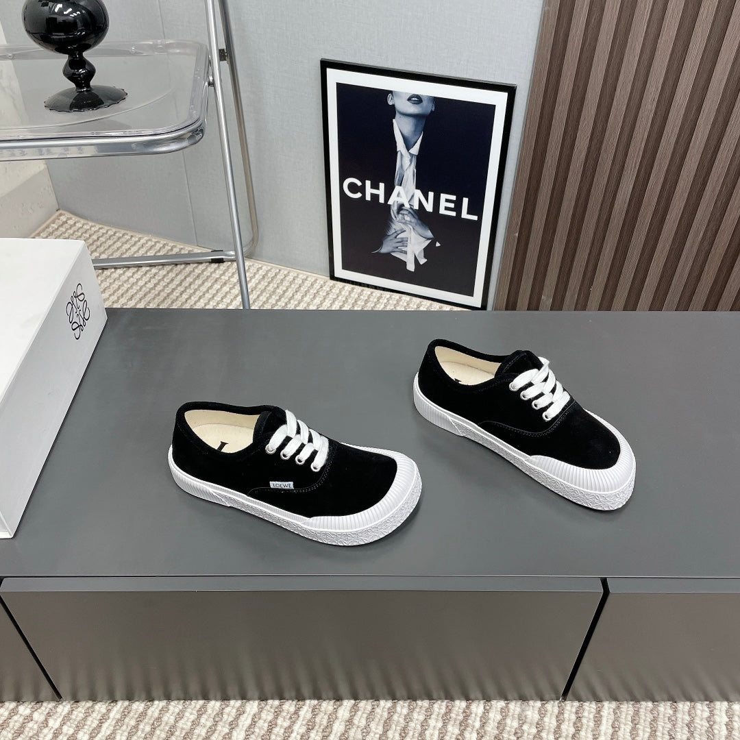 TERRA VULCA LACE-UP SNEAKER IN BLACK SUEDE、mysite、Cacoeks