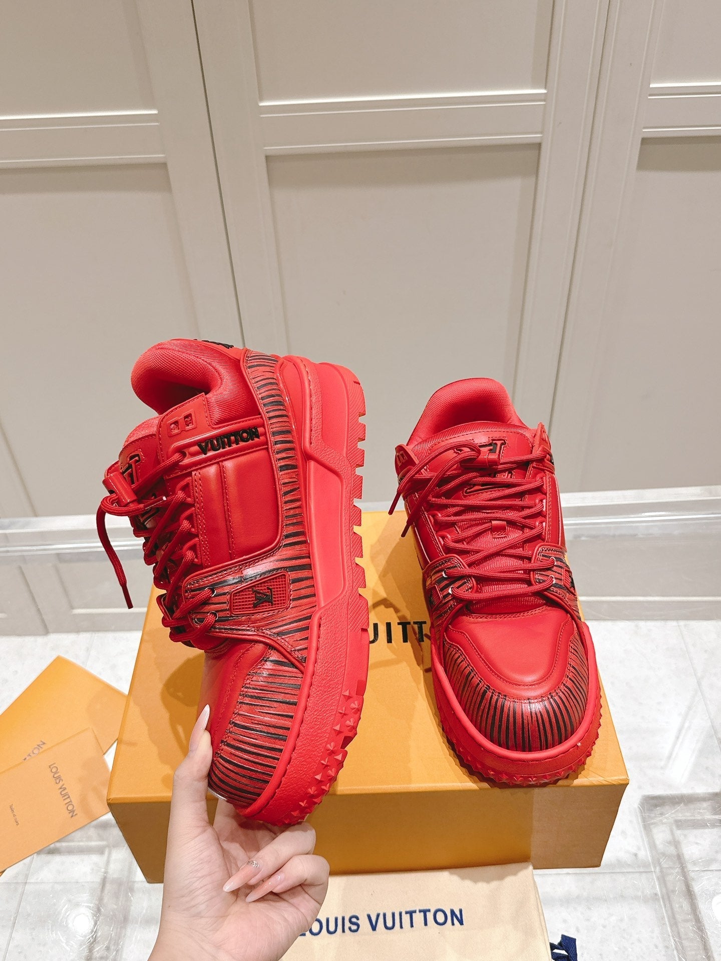 LV TRAINER MAXI LV X PARK SEO-BO IN RUBY RED CALFSKIN、mysite、Cacoeks