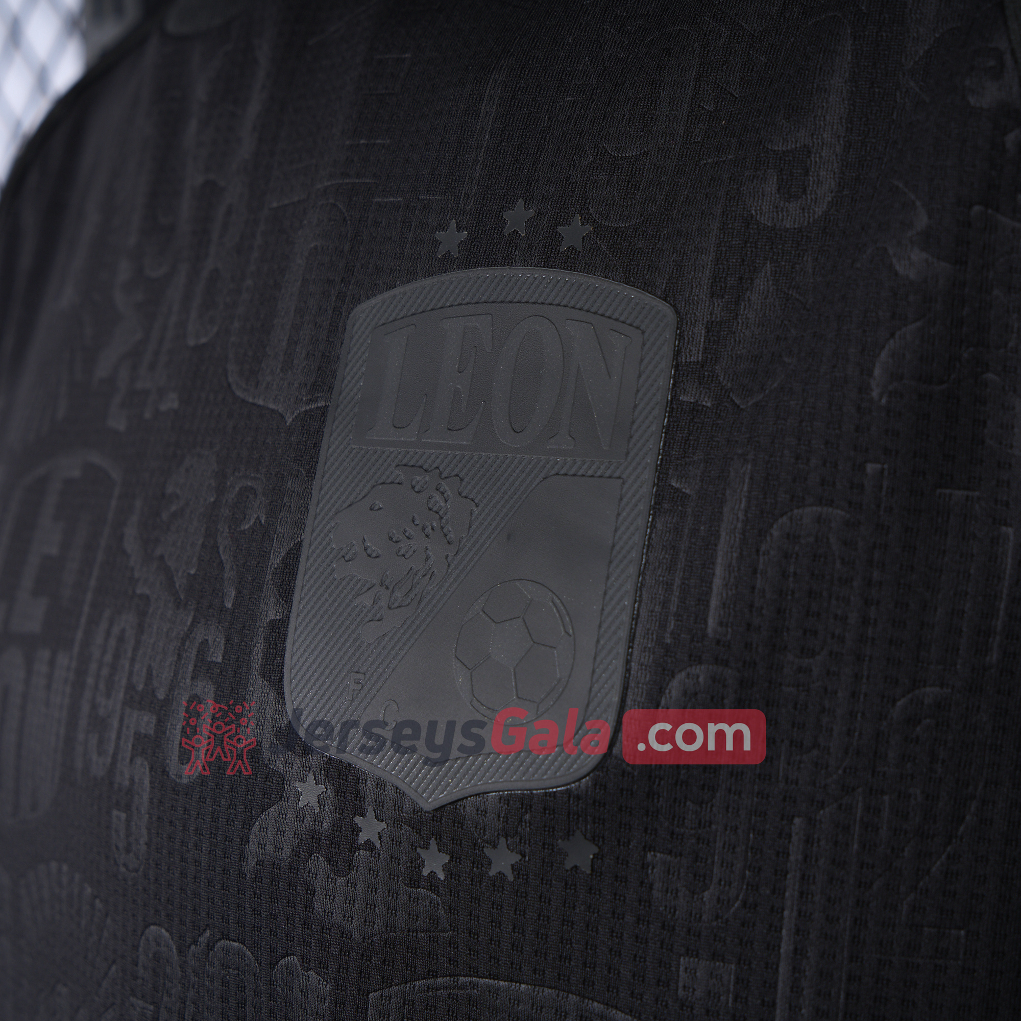 JerseysGala.com | Club León Club Leon 24-25 80th Anniversary Long Sleeve Jersey -Customize Name, Number and Patch | Worldwide Shipping