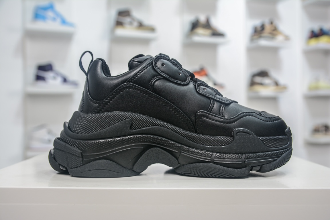 Balenciaga Triple S Sneaker in Black、mysite、Cacoeks