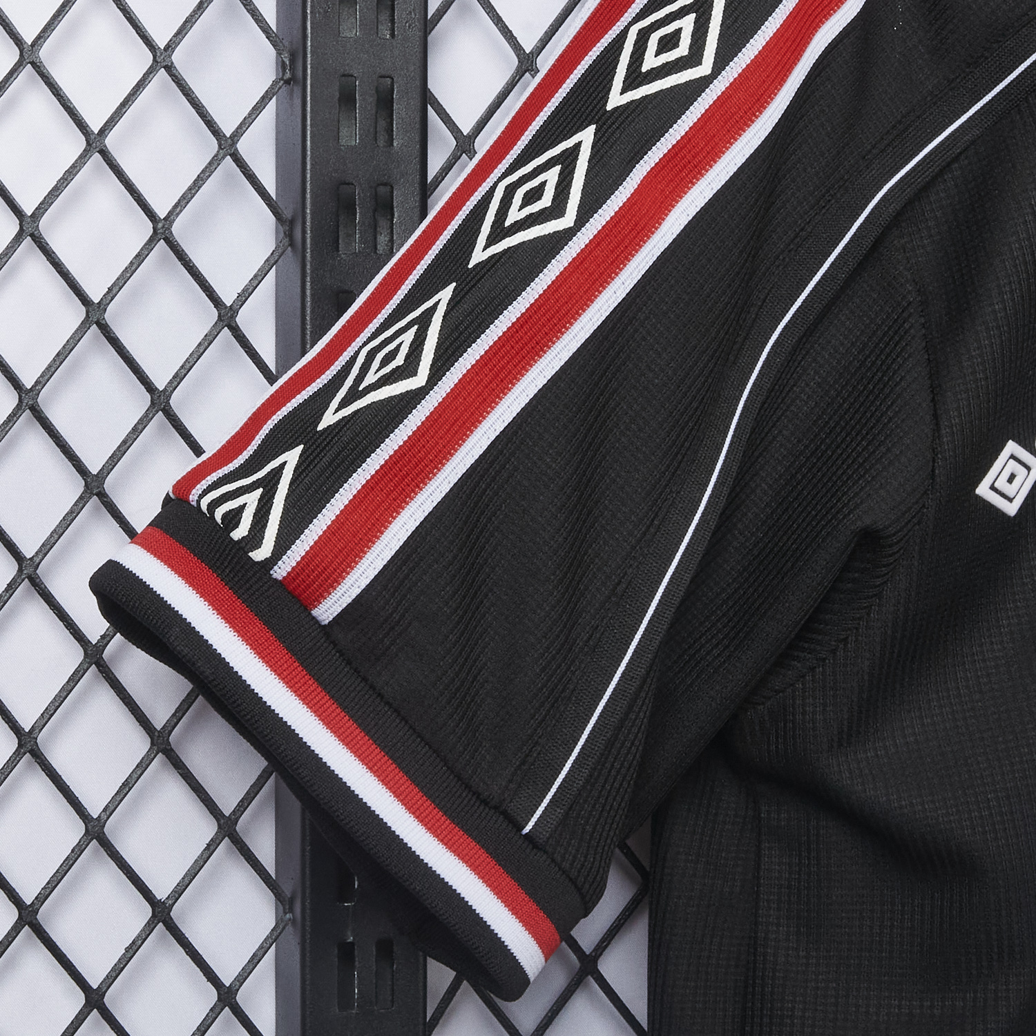 foot-Retro Manchester United 1998-99 Black Jersey