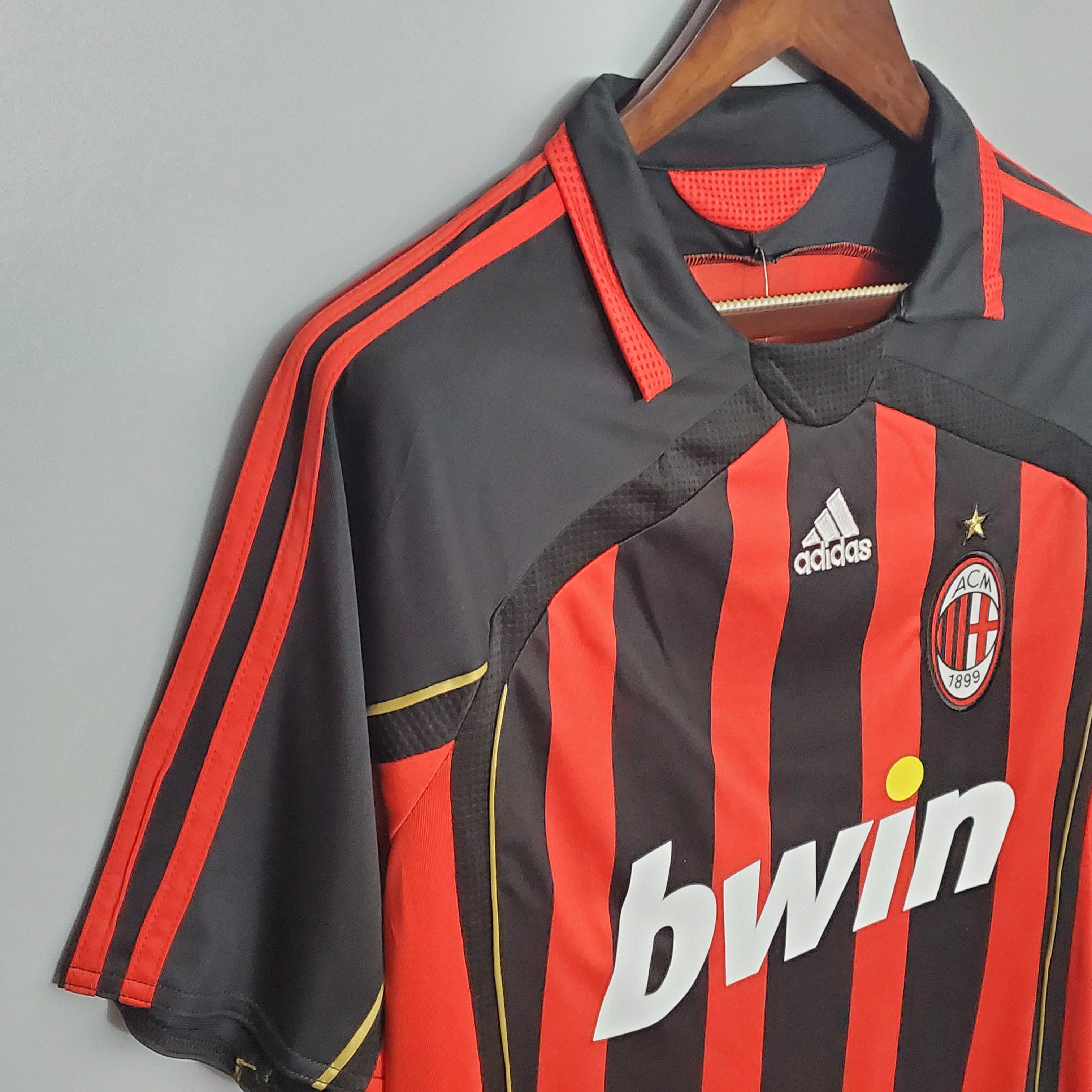 2006/2007 Retro AC Milan Home Football Shirt 1:1 Thai Quality:football jersey mysite: unitedjerseyfootball 邓江浪:football