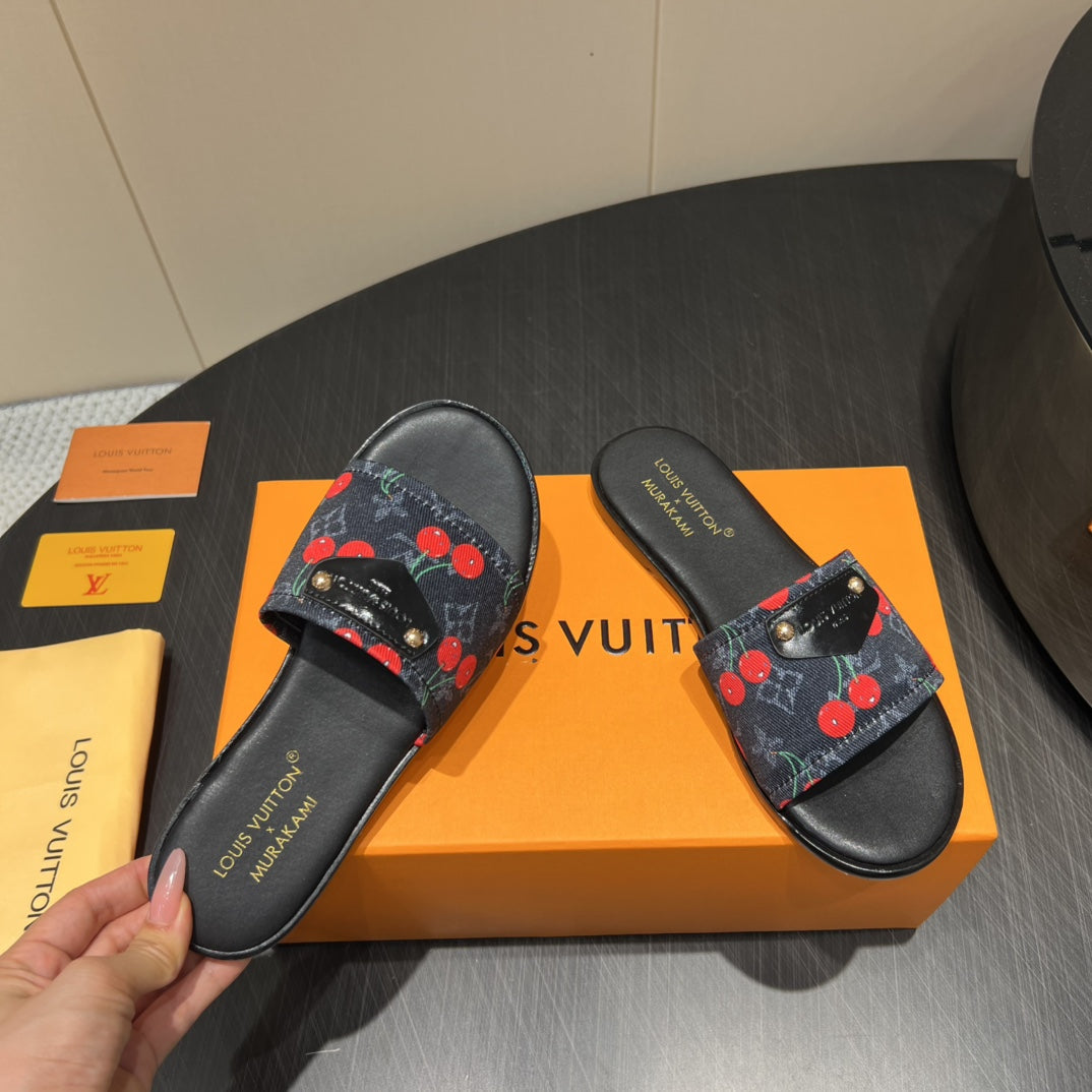 LV SLIDE SANDALS 25S IN BLACK DENIM AND CALFSKIN WITH LOGO PRINT、mysite、Cacoeks