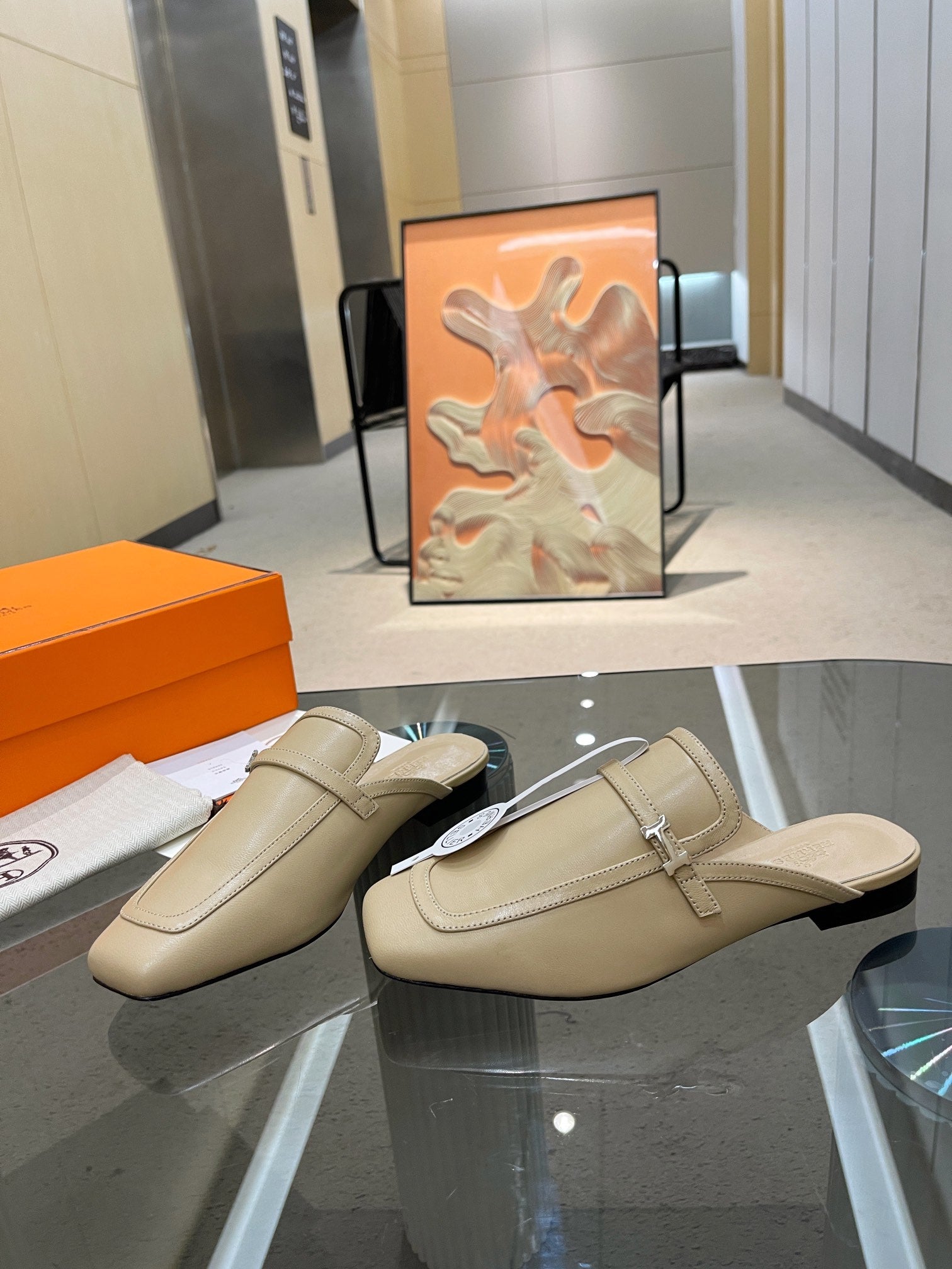 GROUPIE MULE BEIGE LAMBSKIN、mysite、Cacoeks