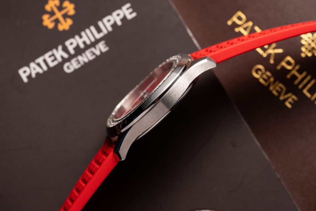 Đồng Hồ Patek Philippe Aquanaut 5067G Màu Đỏ Rep 11 PPF 35 (6)