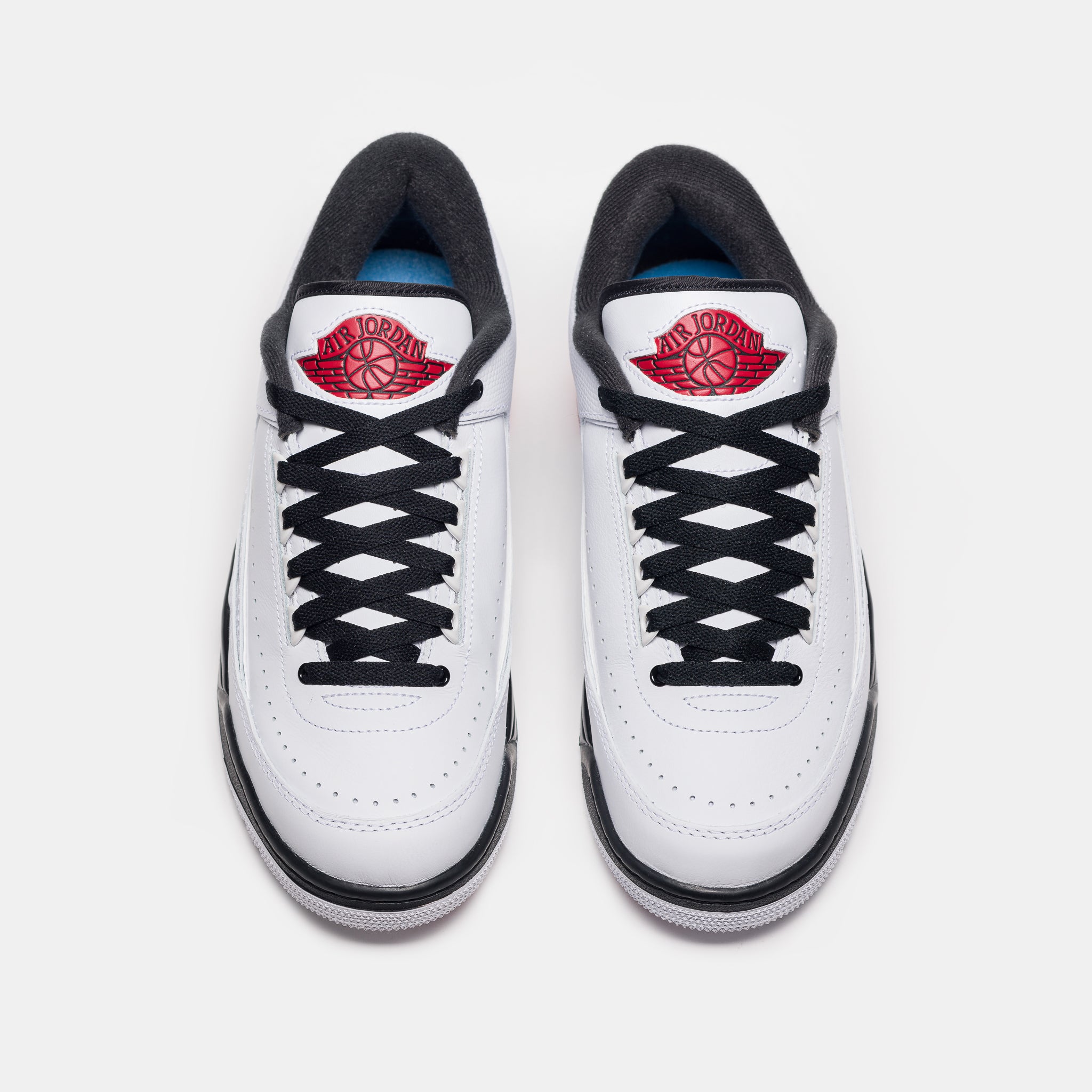 Jordan 2/3 Sneaker in White/Varsity Red/Black/University Blue