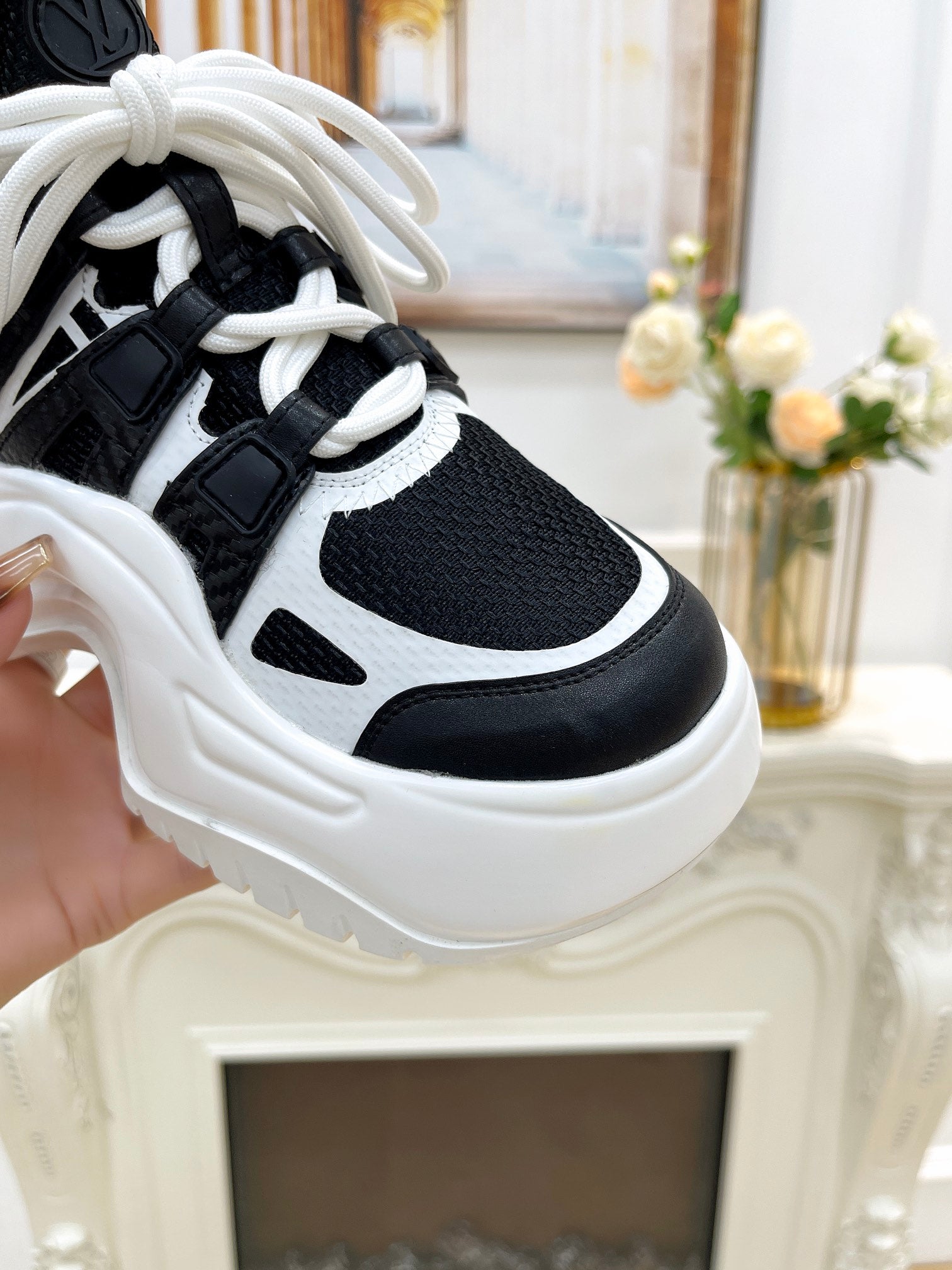 LV ARCHLIGHT 2.0 PLATFORM SNEAKER IN WHITE MIX BLACK MIX OF MATERIALS、mysite、Cacoeks