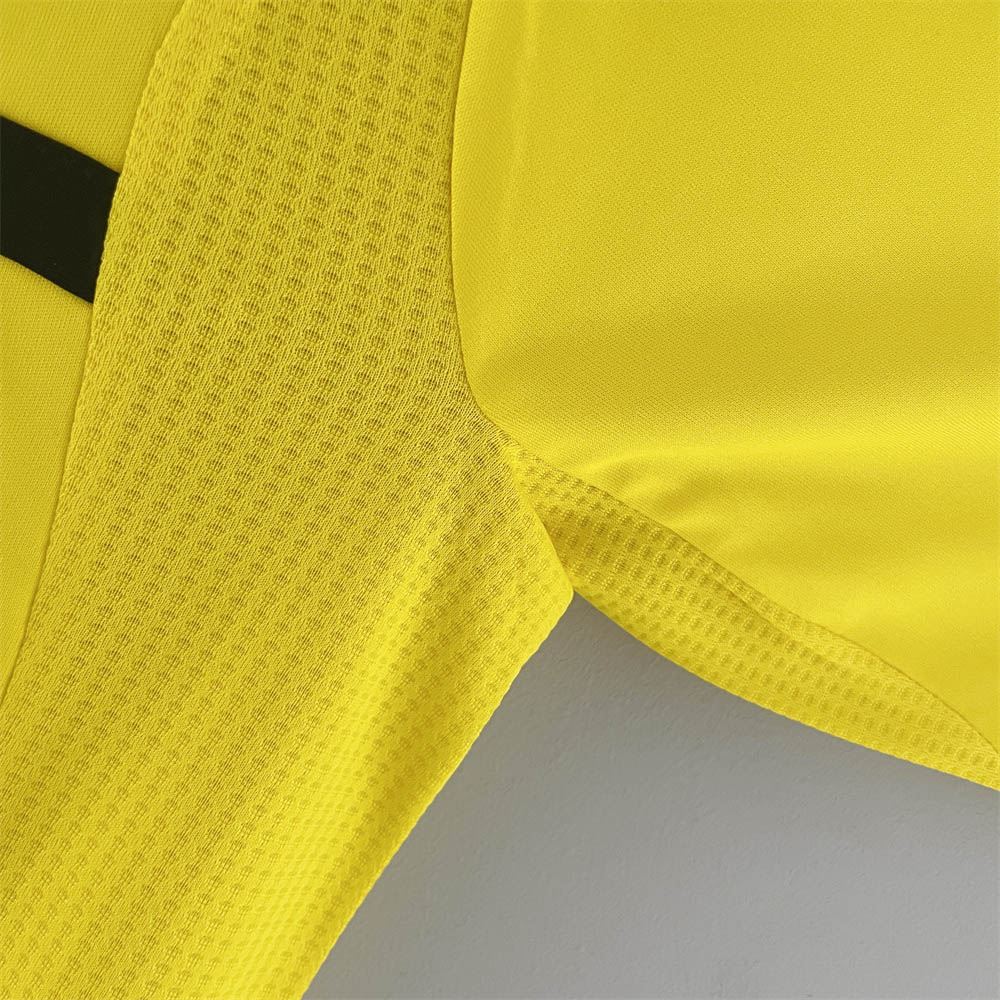 2011/2012 Retro Real Madrid Goalkeeper Yellow:football jersey mysite: unitedjerseyfootball 邓江浪:football
