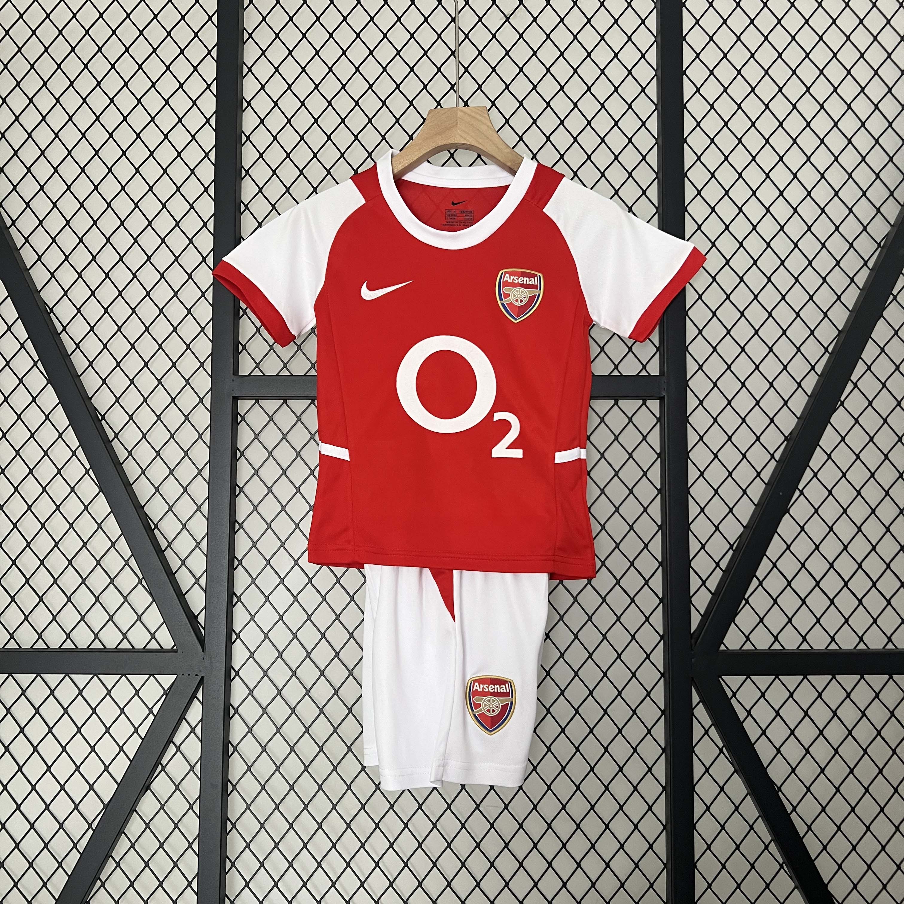 2002/2004 Retro Arsenal Home Football Shirt 1:1 Thai Quality Kids Size:football jersey mysite: unitedjerseyfootball 邓江浪:football