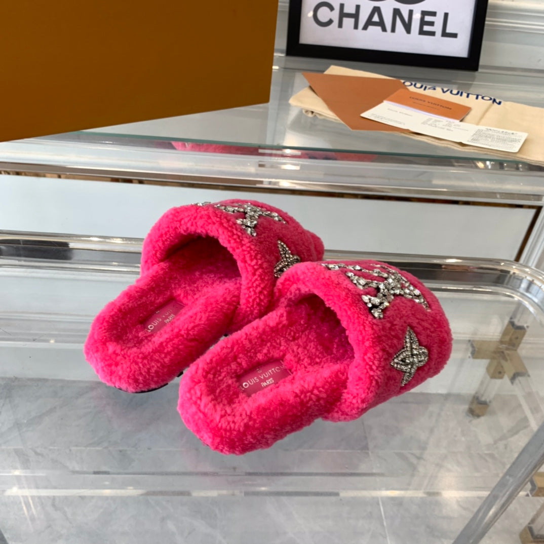 LV WOMEN'S PASEO FLAT SLIPPER IN DEEP PINK FLEECE、mysite、Cacoeks