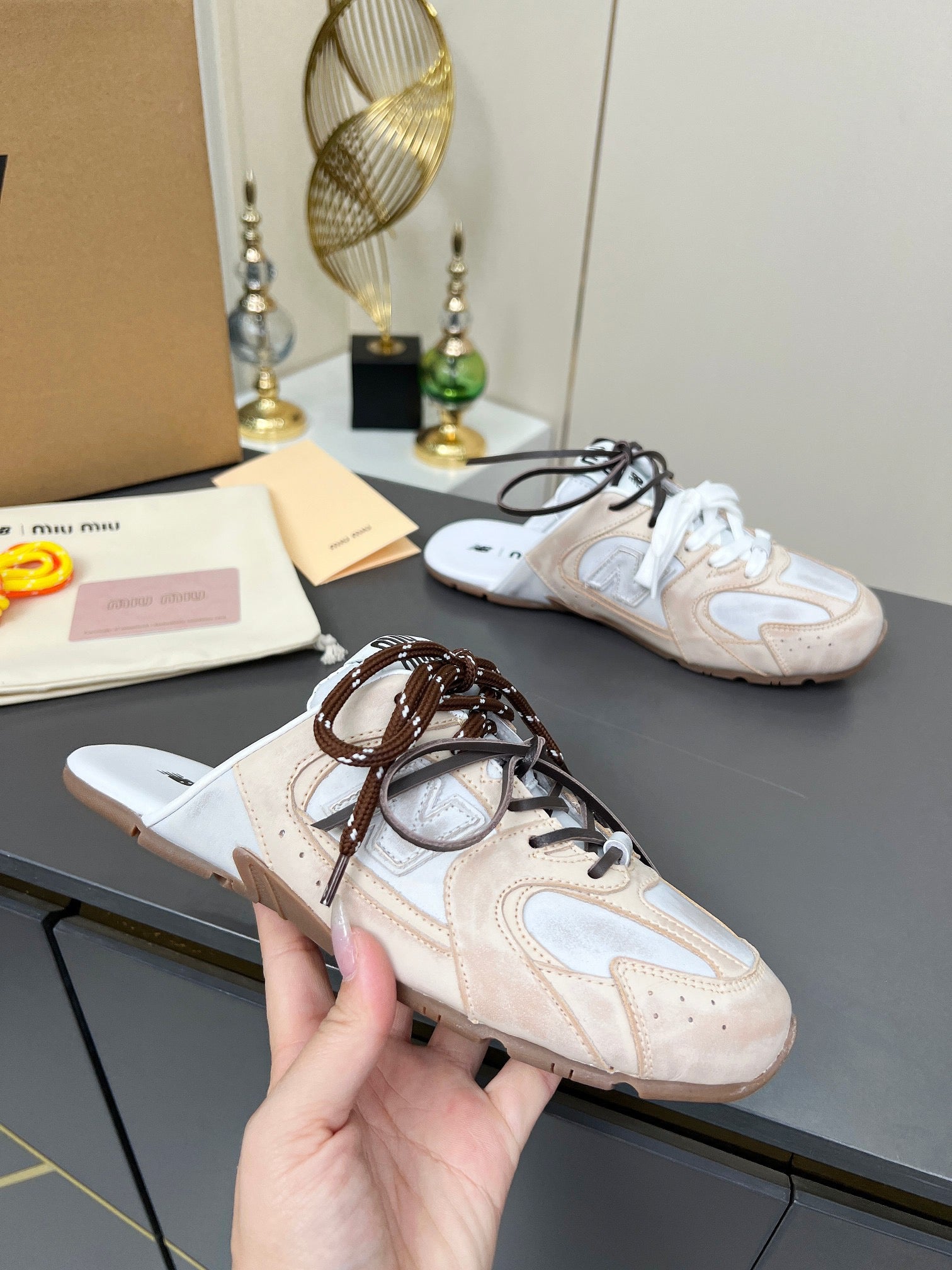 MIUxNEW 530 MULES SNEAKER IN LIGHT BROWN ECRU SUEDE、mysite、Cacoeks