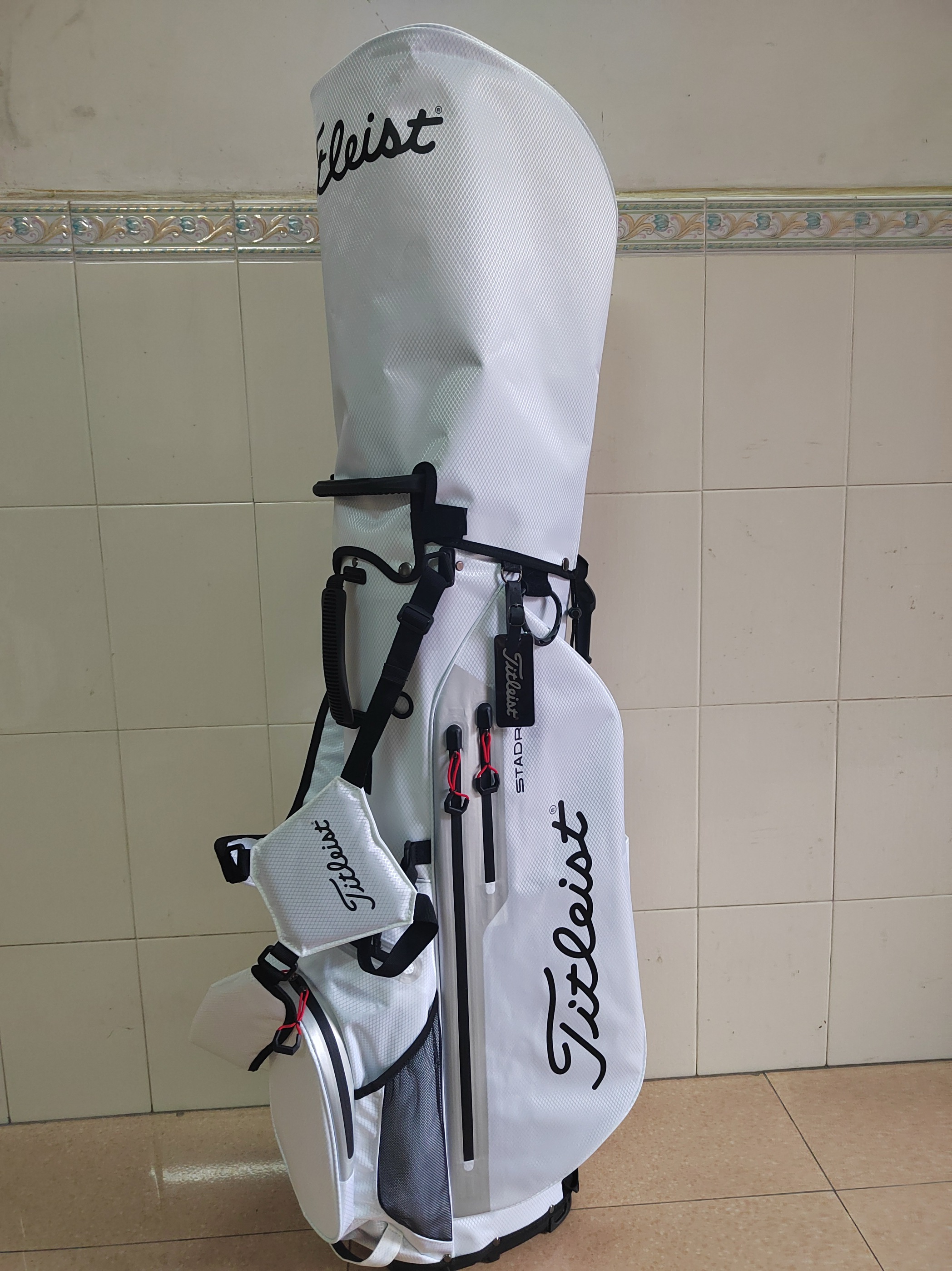 TITLESIT TAYLORMADE G/FORE GOLF BAG