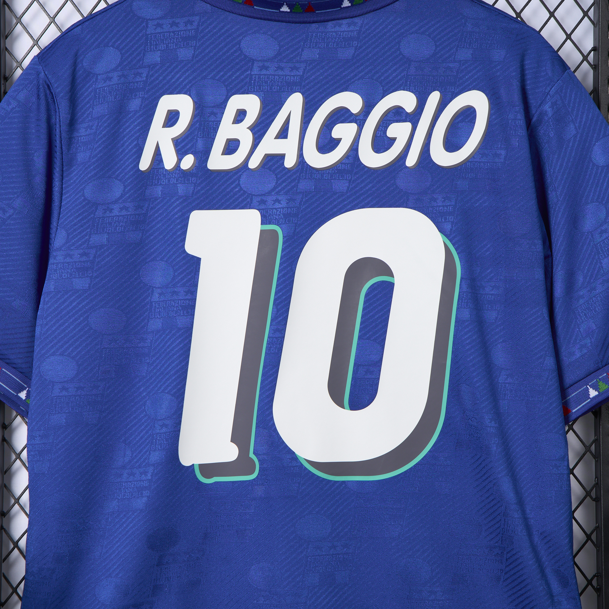 Higojerseys-Retro Italy 1994 Home Stadium Jersey
