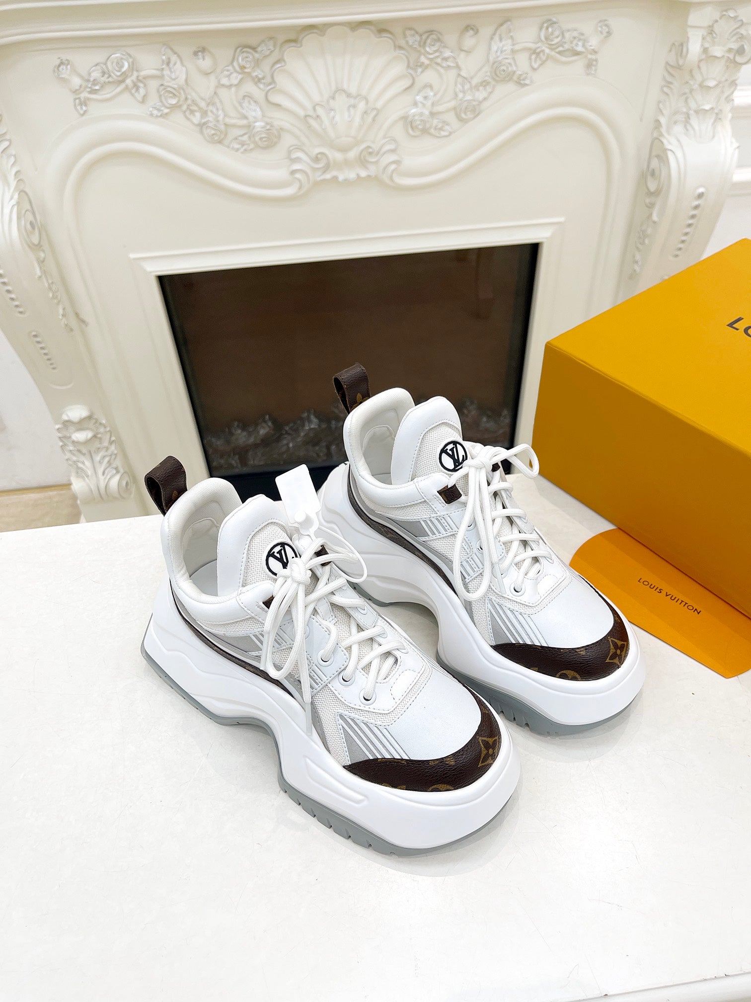 LV ARCHLIGHT 2.0 PLATFORM SNEAKER IN WHITE MIX BROWN MIX OF MATERIALS、mysite、Cacoeks