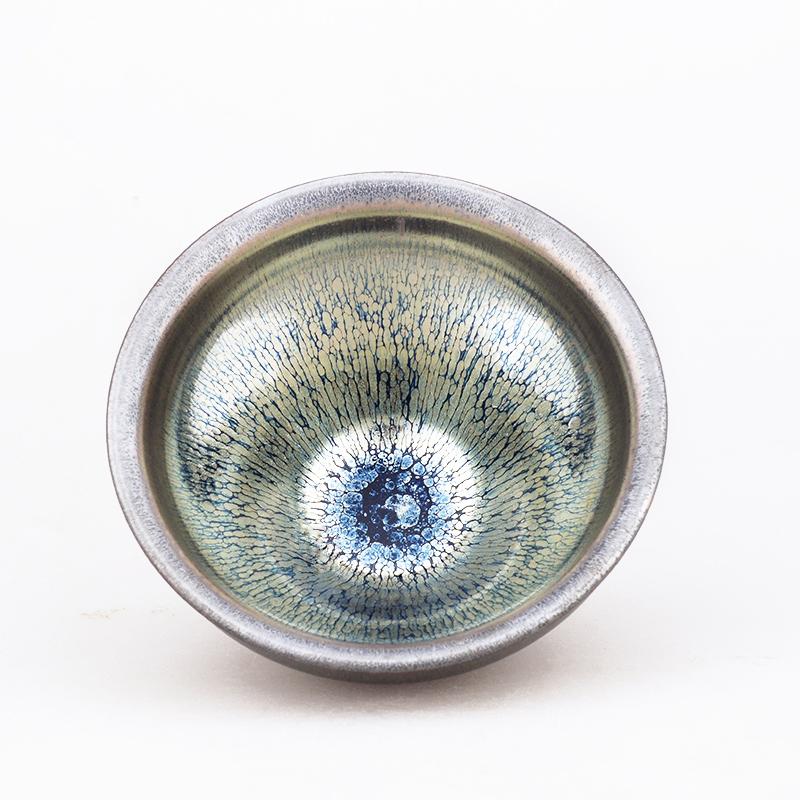 GEEK BAR-https://www.hot-toy.com/