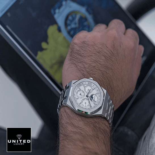 AP Perpetual Replica audemars piguet royal oak prepetual calendar 26574ST.OO .1220ST.01 replica man unitedluxurynet 1 Audemars Piguet White Dial Steel Case Replica on the man wrist