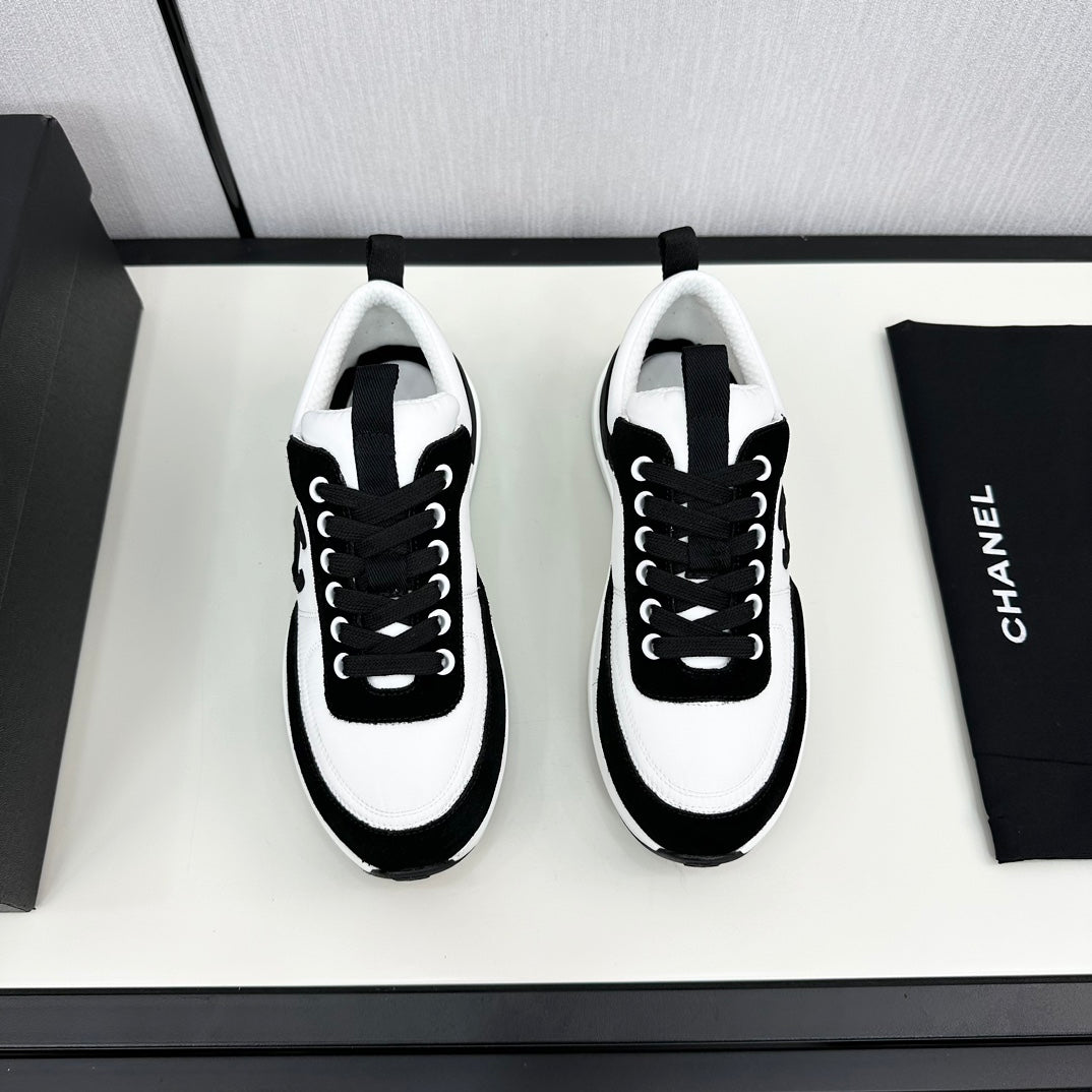 SNEAKER IN BLACK SUEDE AND WHITE CALFSKIN、mysite、Cacoeks