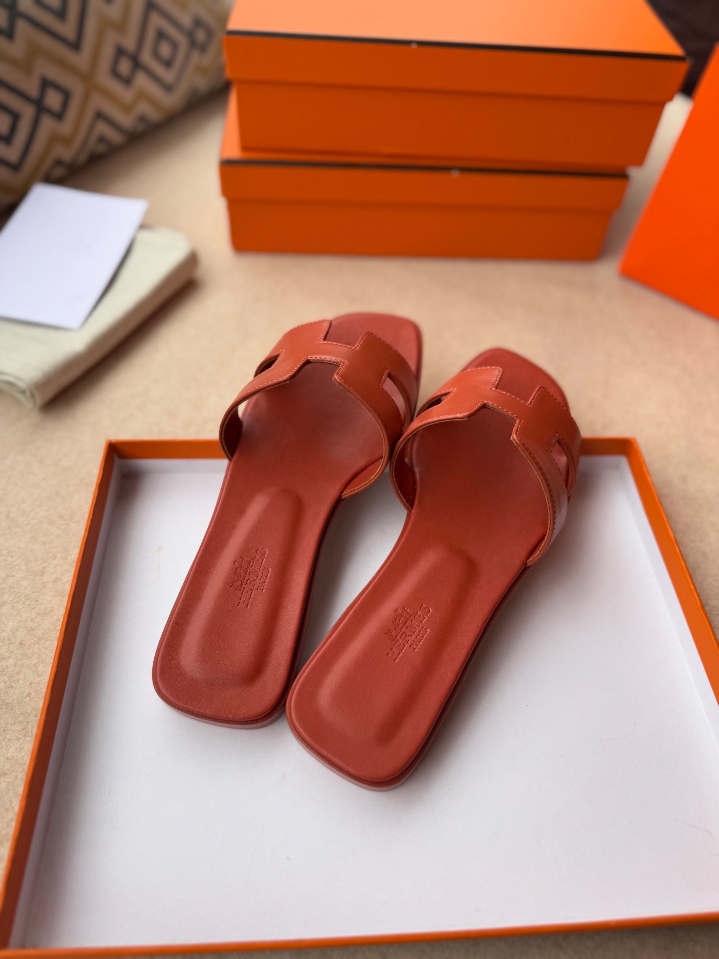 0RAN SANDALS IN GINGER ORANGE CALFSKIN、mysite、Cacoeks