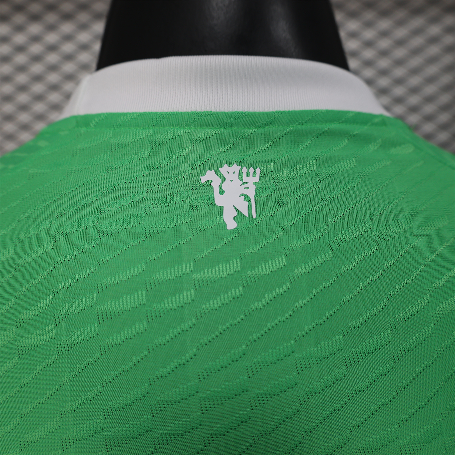 UltraTrikot-Manchester United 25-26 Trefoil Green Goalkeeper Jersey - Player Version