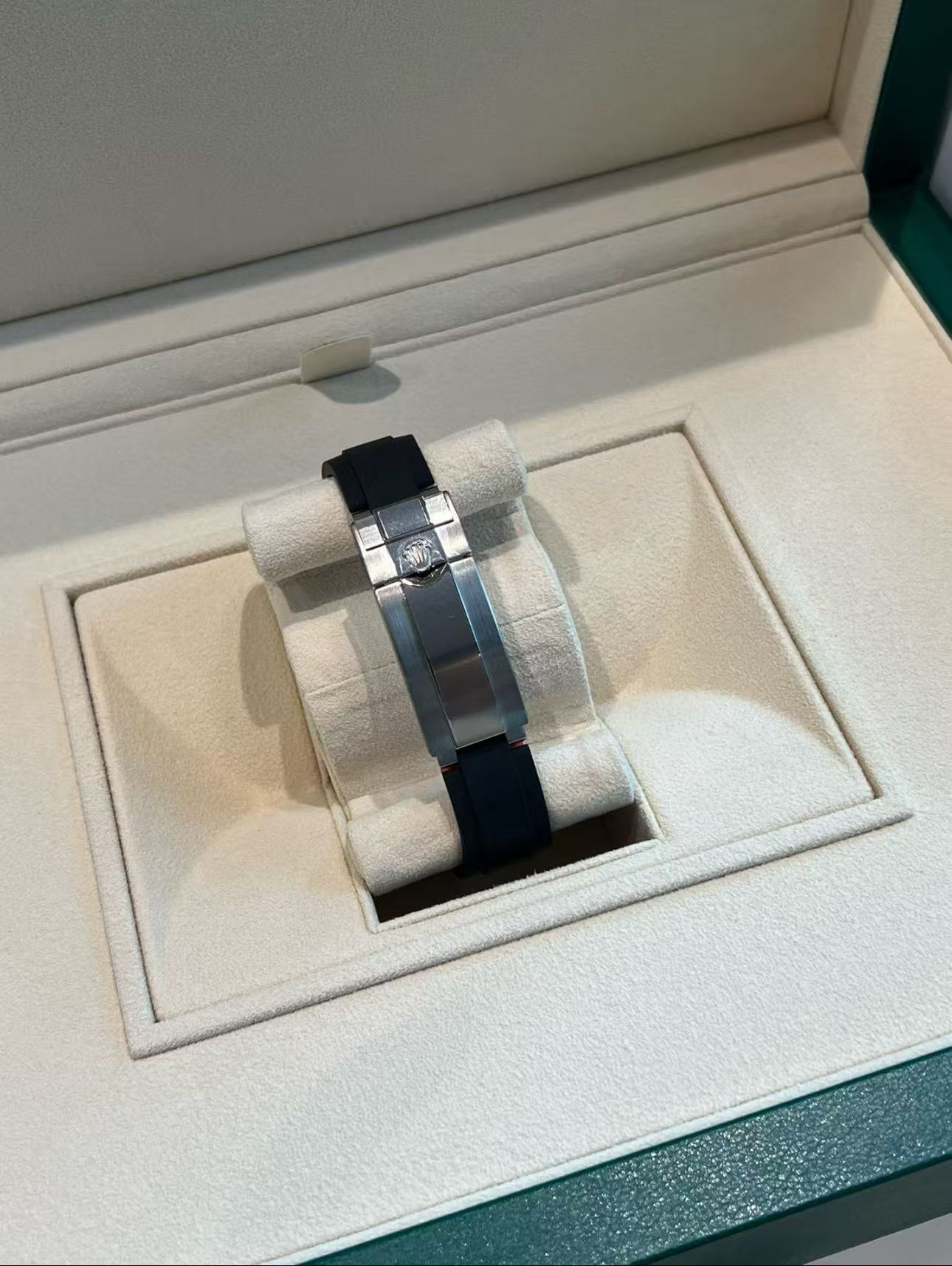 Rolex Daytona 40mm Super Clone Swiss Watch White Gold Diamond Bezel Oysterflex Strap Diamond Paved Dial Ref M126539TBR-0002 4131 Swiss Movement