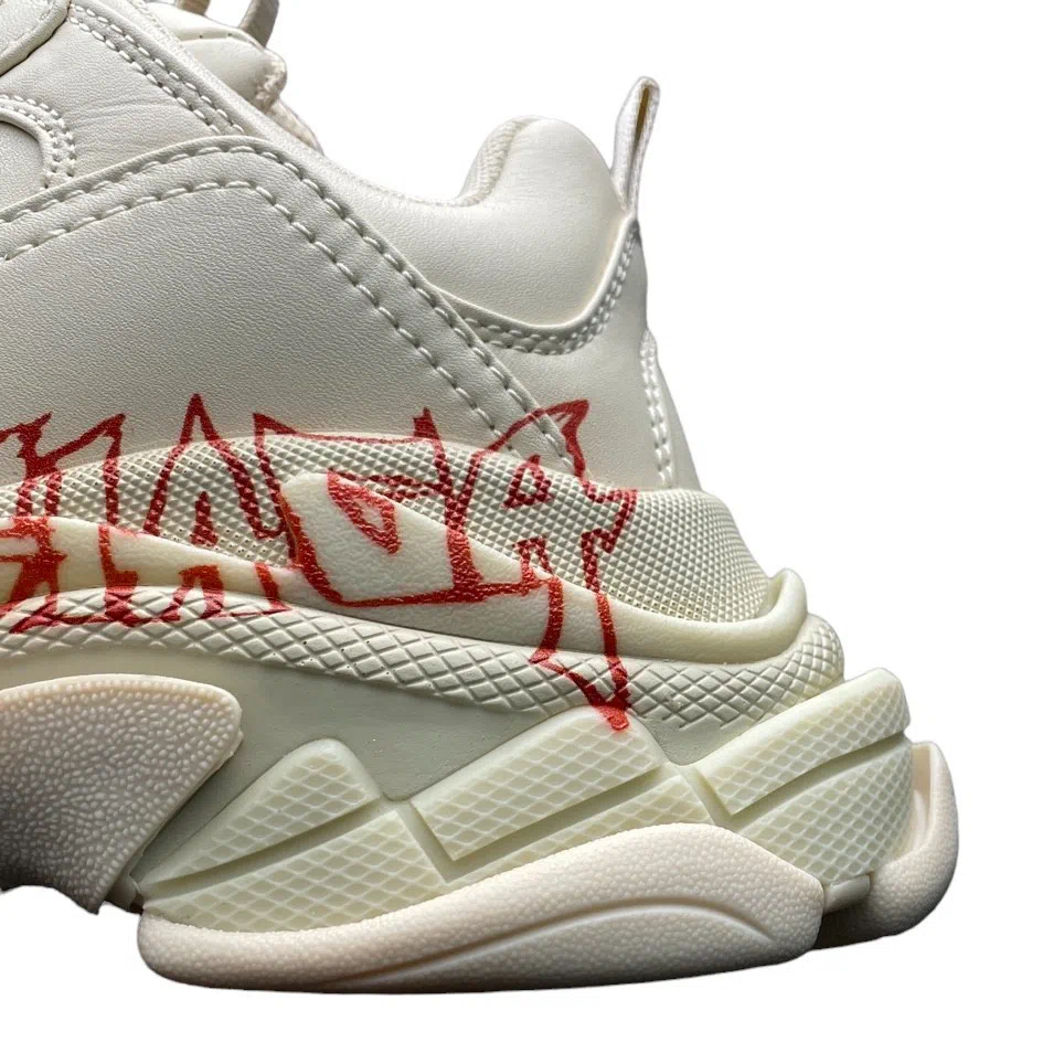 Balenciaga DIY Metal Artwork Printed Cowskin Triple S Sneaker in White Red、mysite、Cacoeks