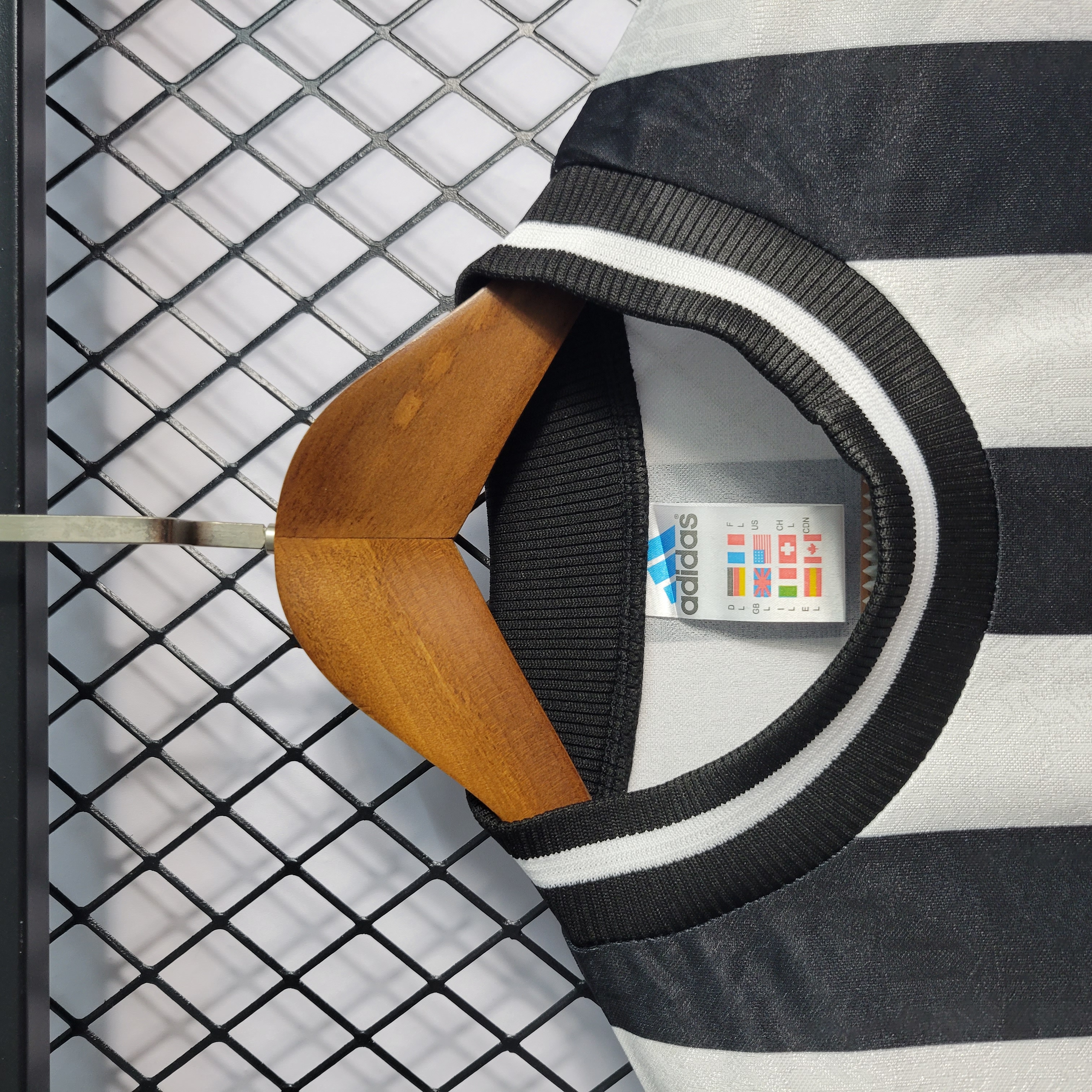 GlobeJersey-Retro Newcastle United 1997-99 Home Long Sleeve Jersey