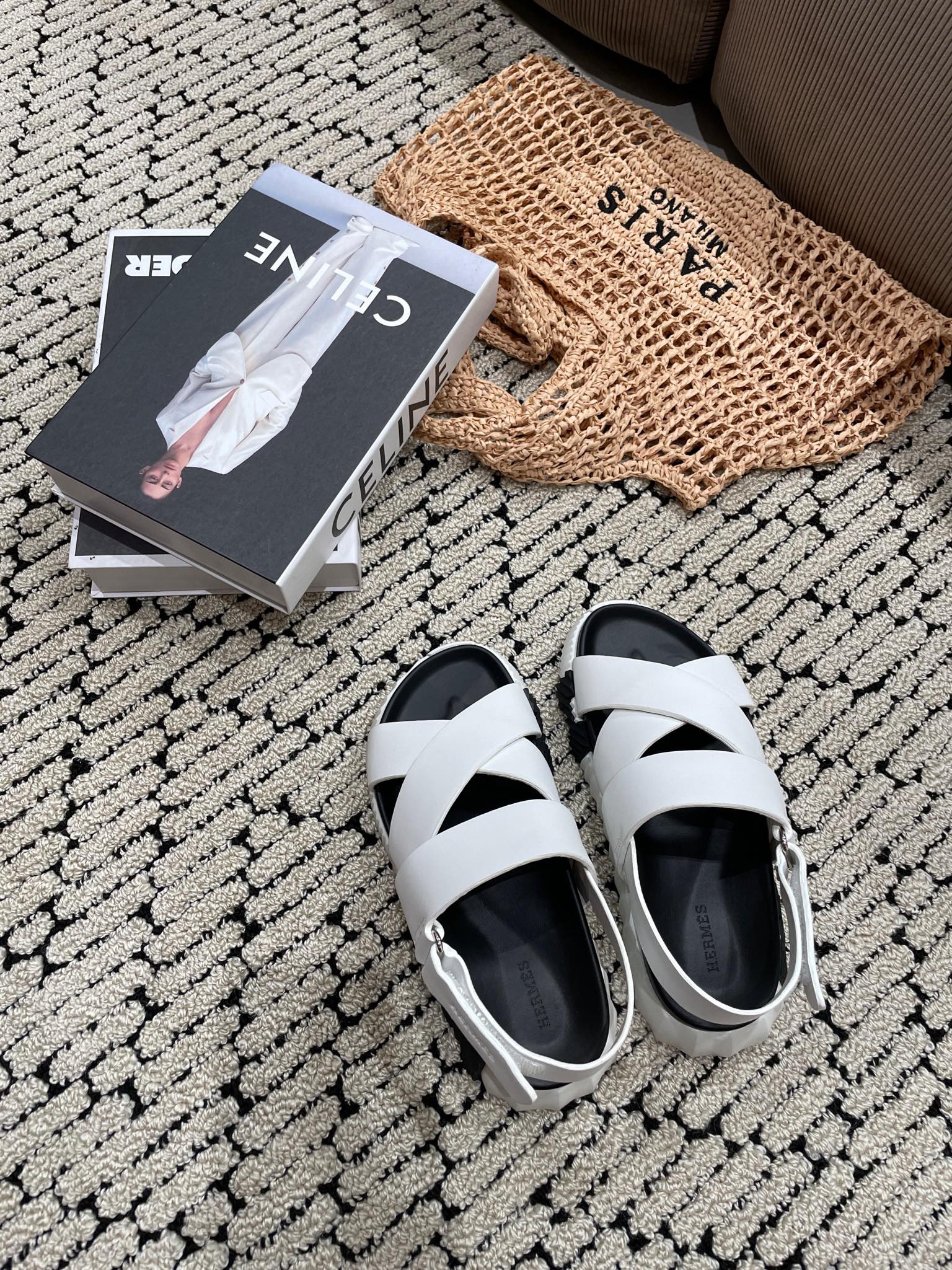 ELECTRIC SANDAL BLACK MIX CREAMY WHITE CALFSKIN、mysite、Cacoeks