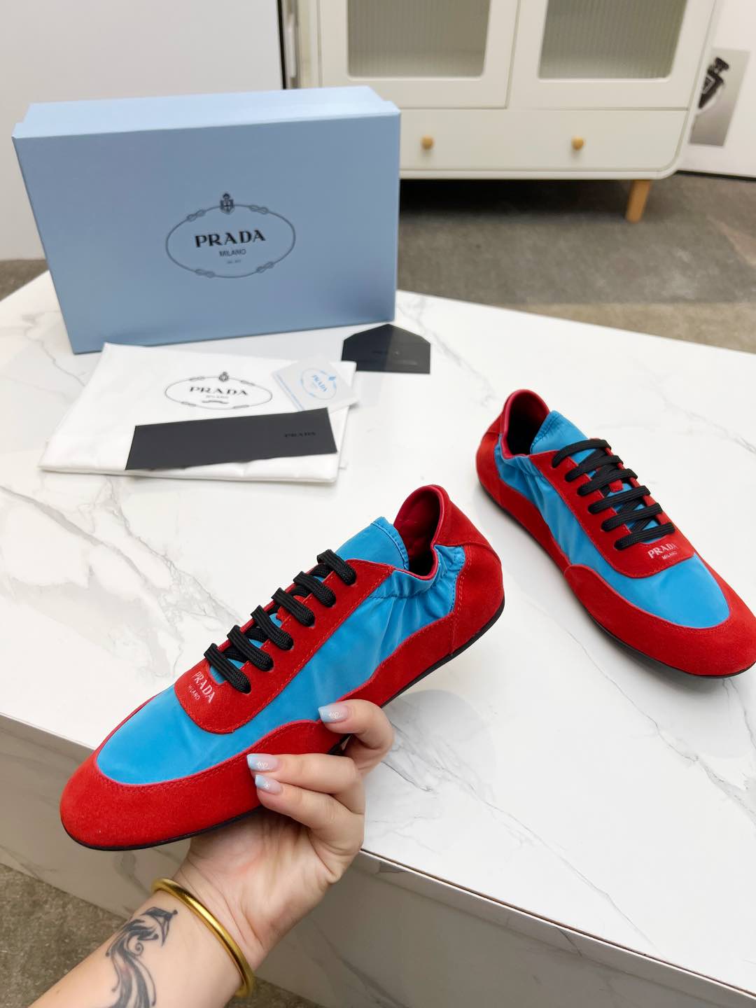 COLLAPSE SNEAKERS IN RED SUEDE AND SKY BLUE NYLON、mysite、Cacoeks